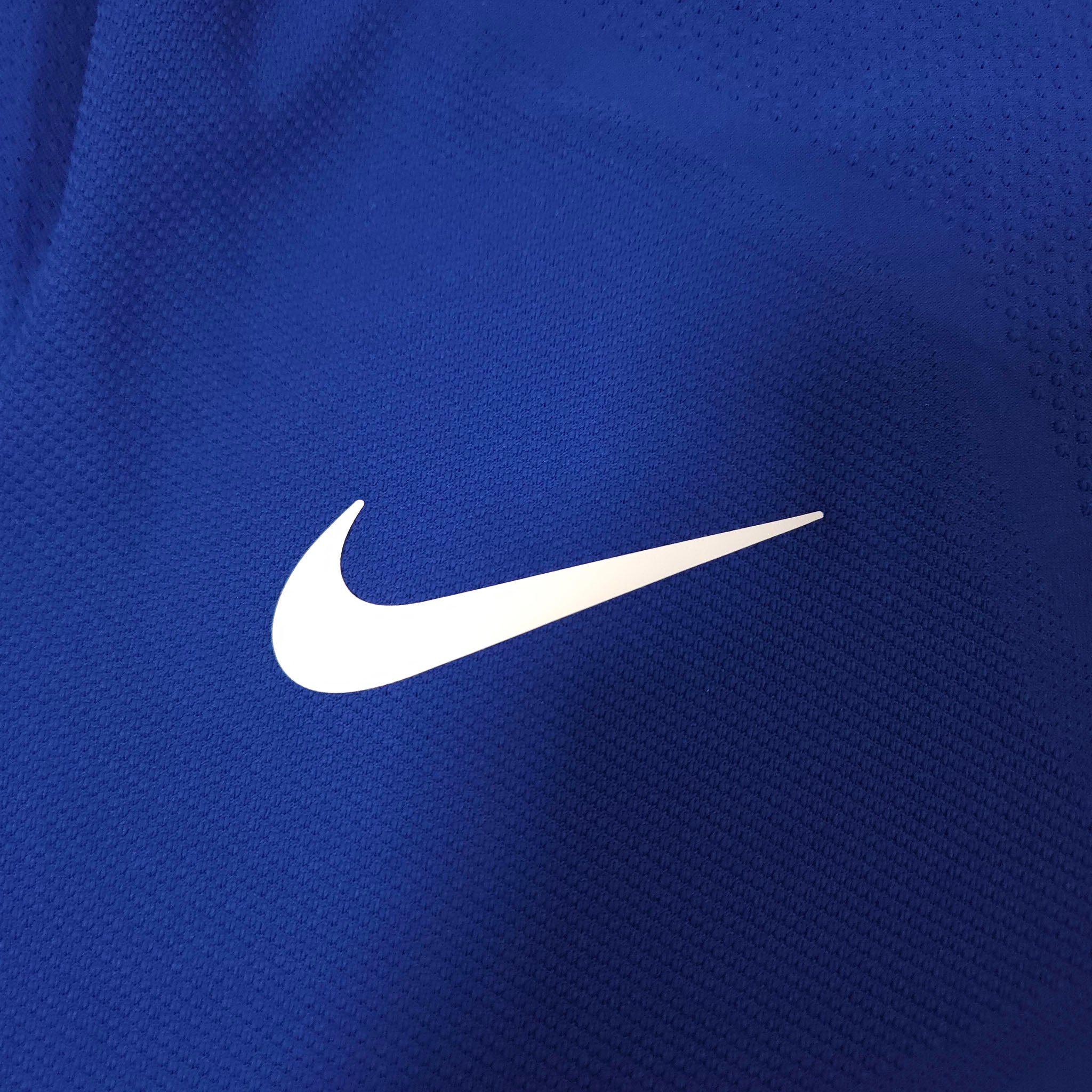2017-18 Chelsea Authentic Home Shirt detailed view 3