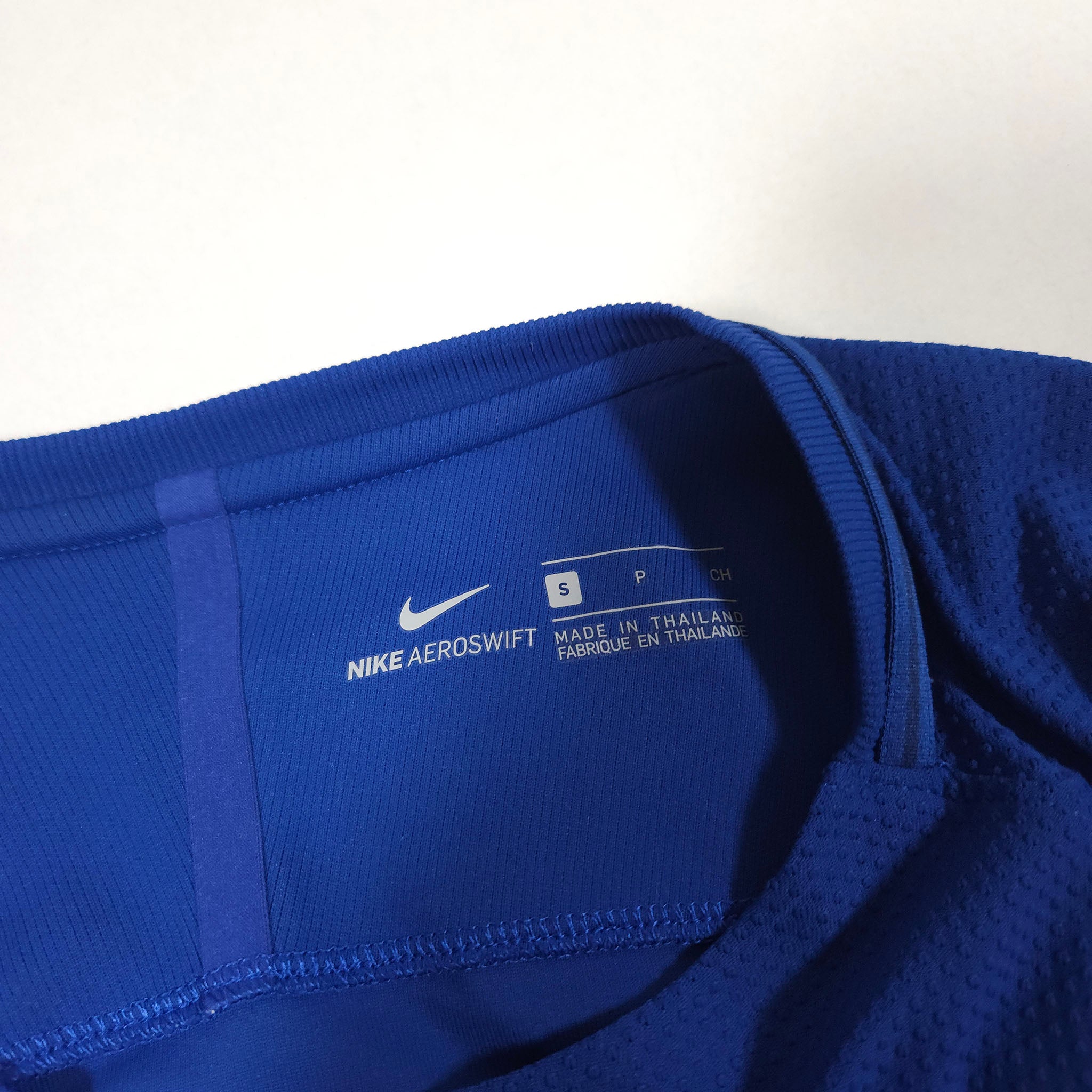 2017-18 Chelsea Authentic Home Shirt detailed view 6
