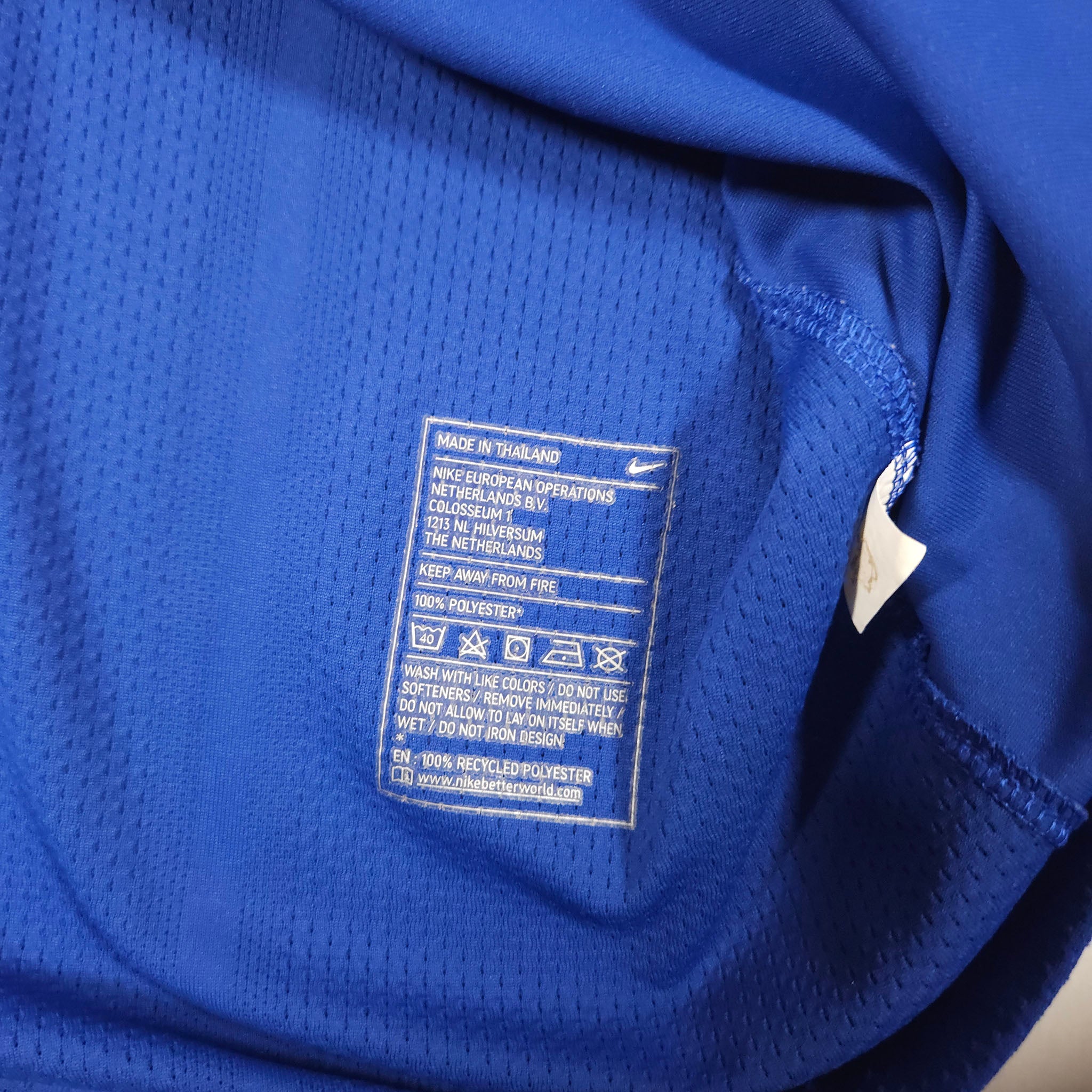 2017-18 Chelsea Authentic Home Shirt detailed view 7