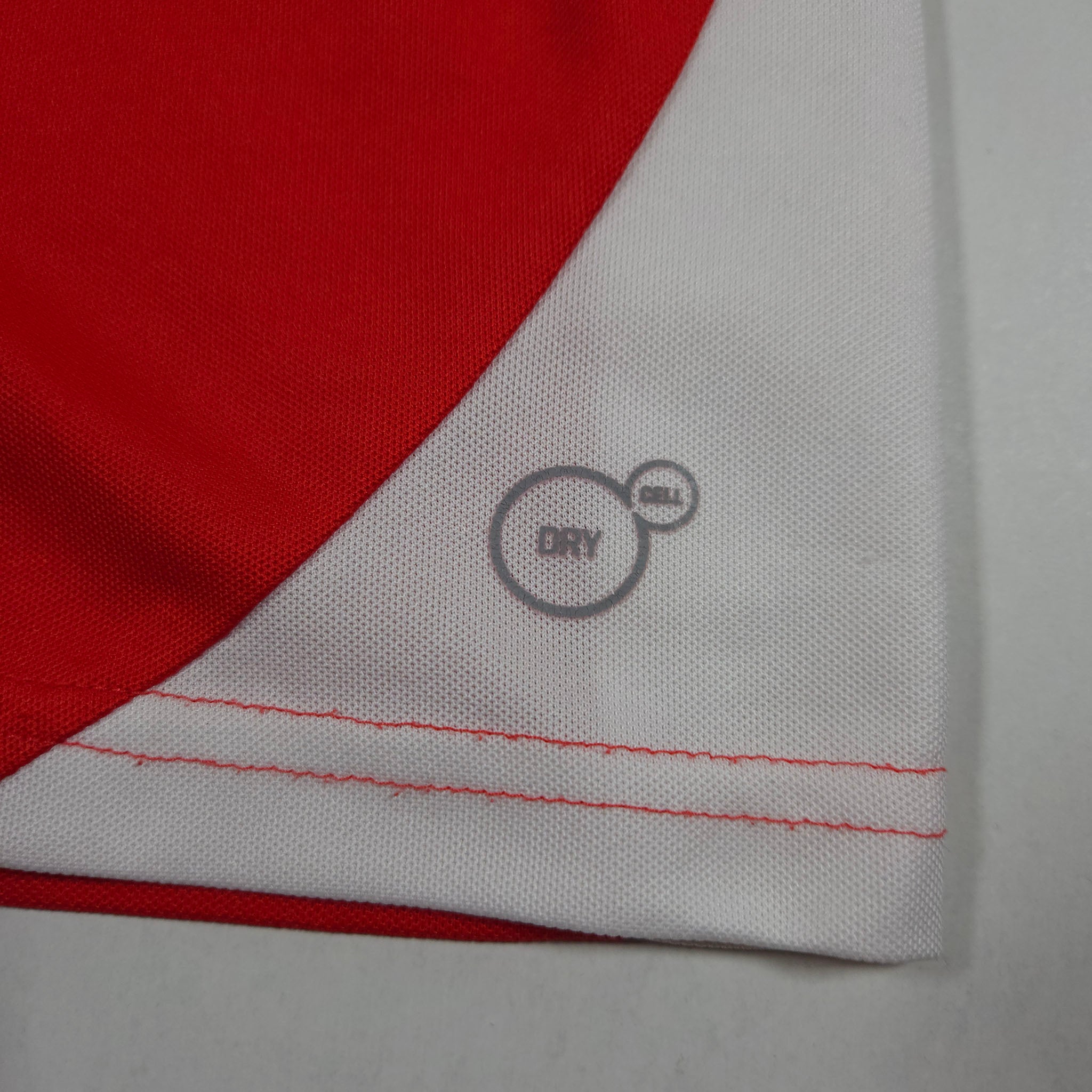 Arsenal Home Shirt 2014-15 detailed view 7