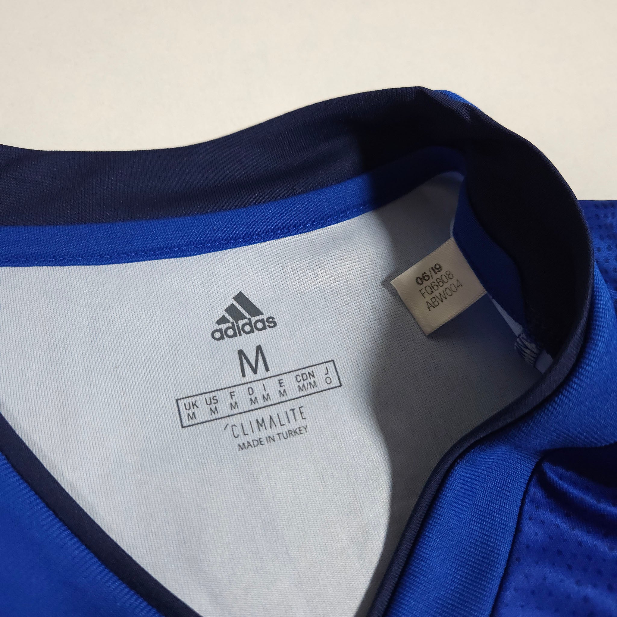 2019-20 Fenerbahce Third Shirt detailed view 9