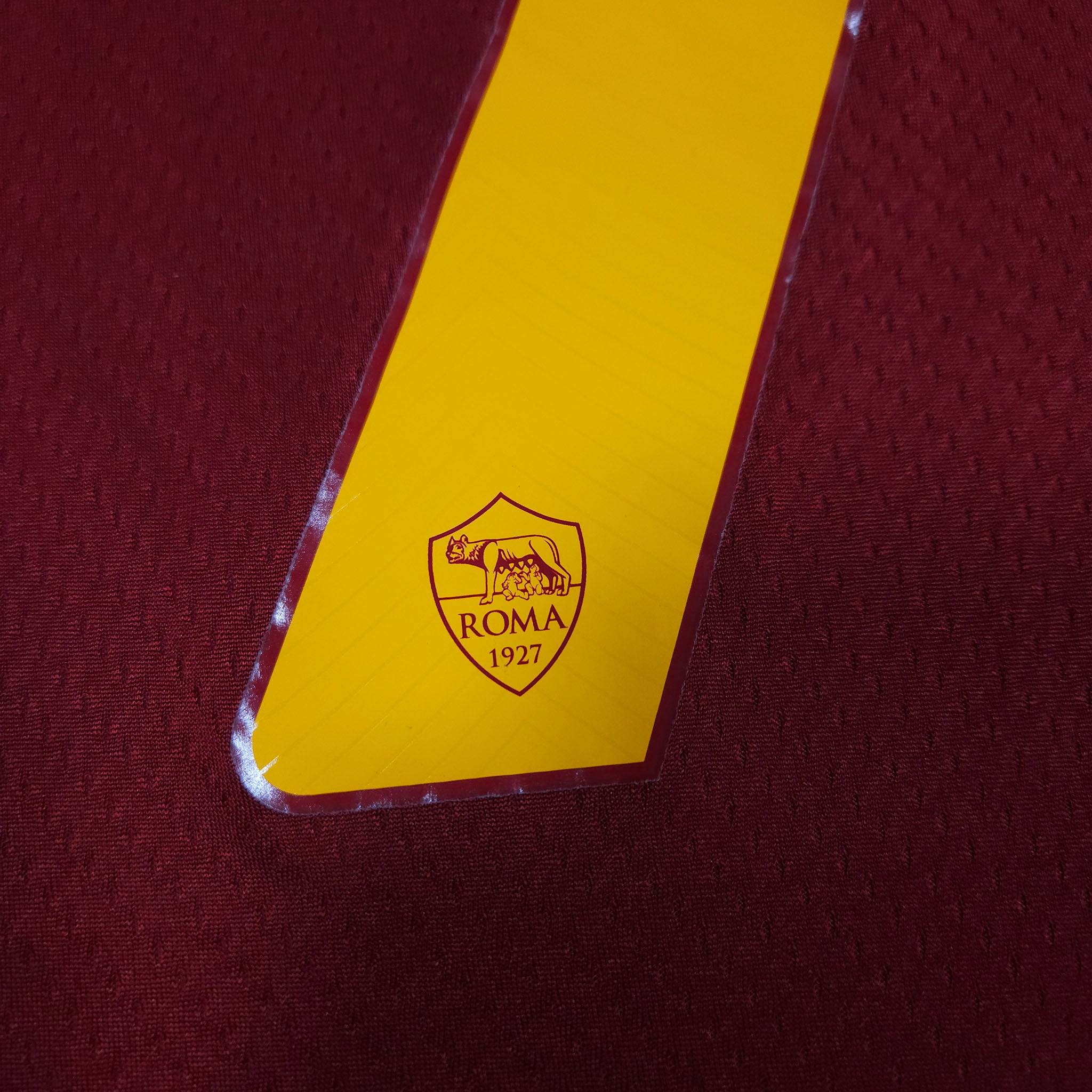 2022-23 AS Roma Home Shirt Pellegrini #7 - detailed view