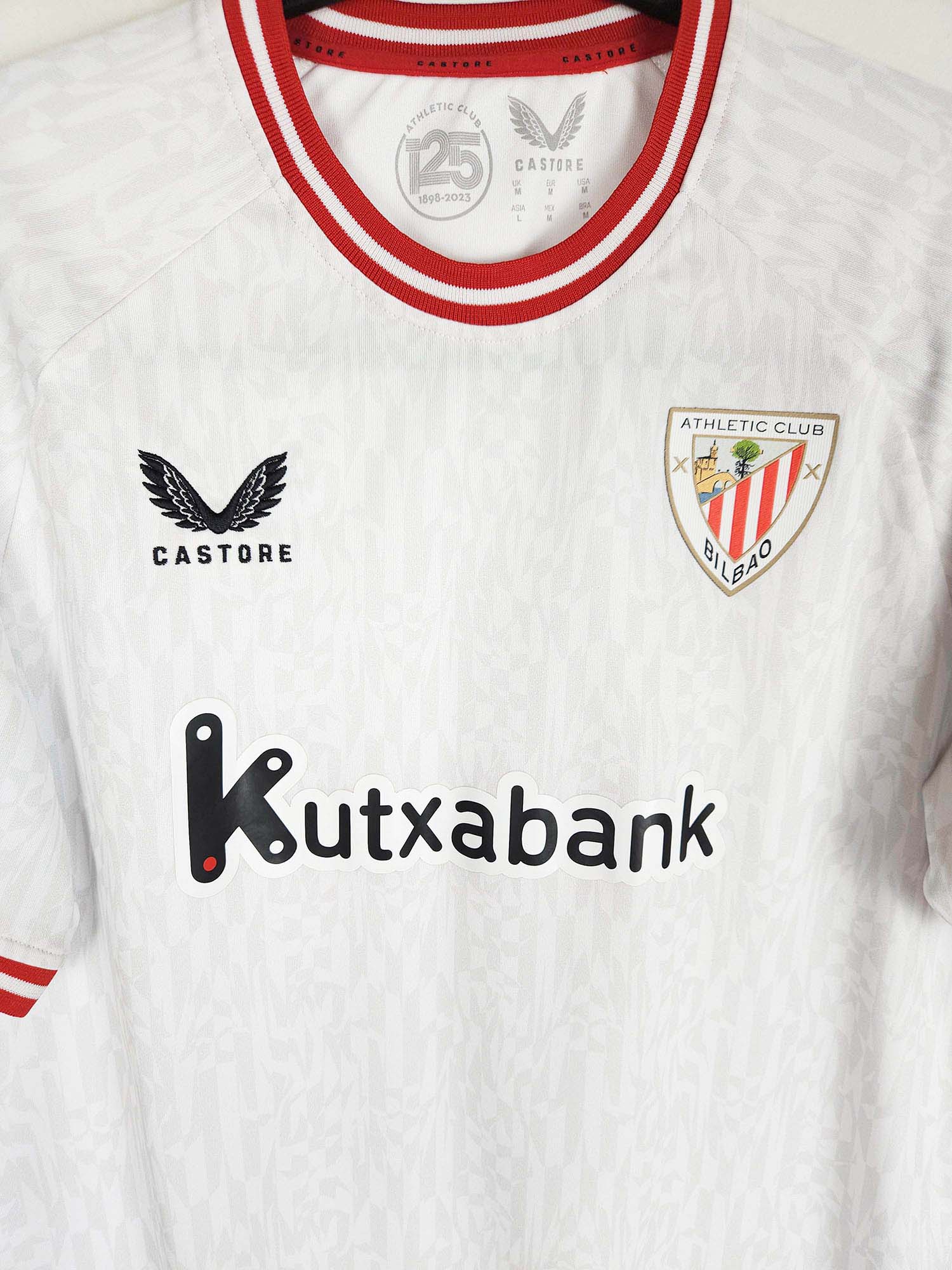 2023-24 Athletic Bilbao derde shirt