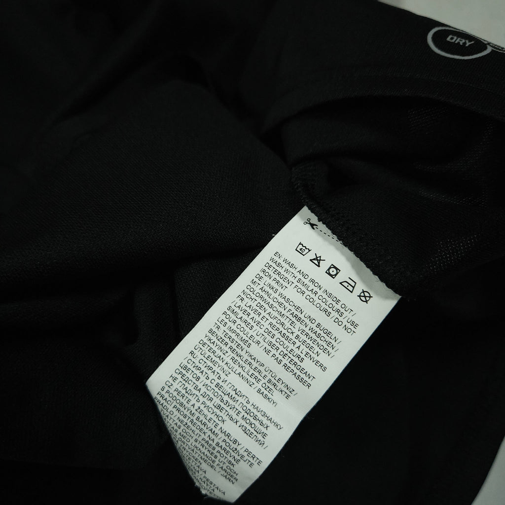 Borussia Dortmund Away Shirt 2017-18 detailed view 9