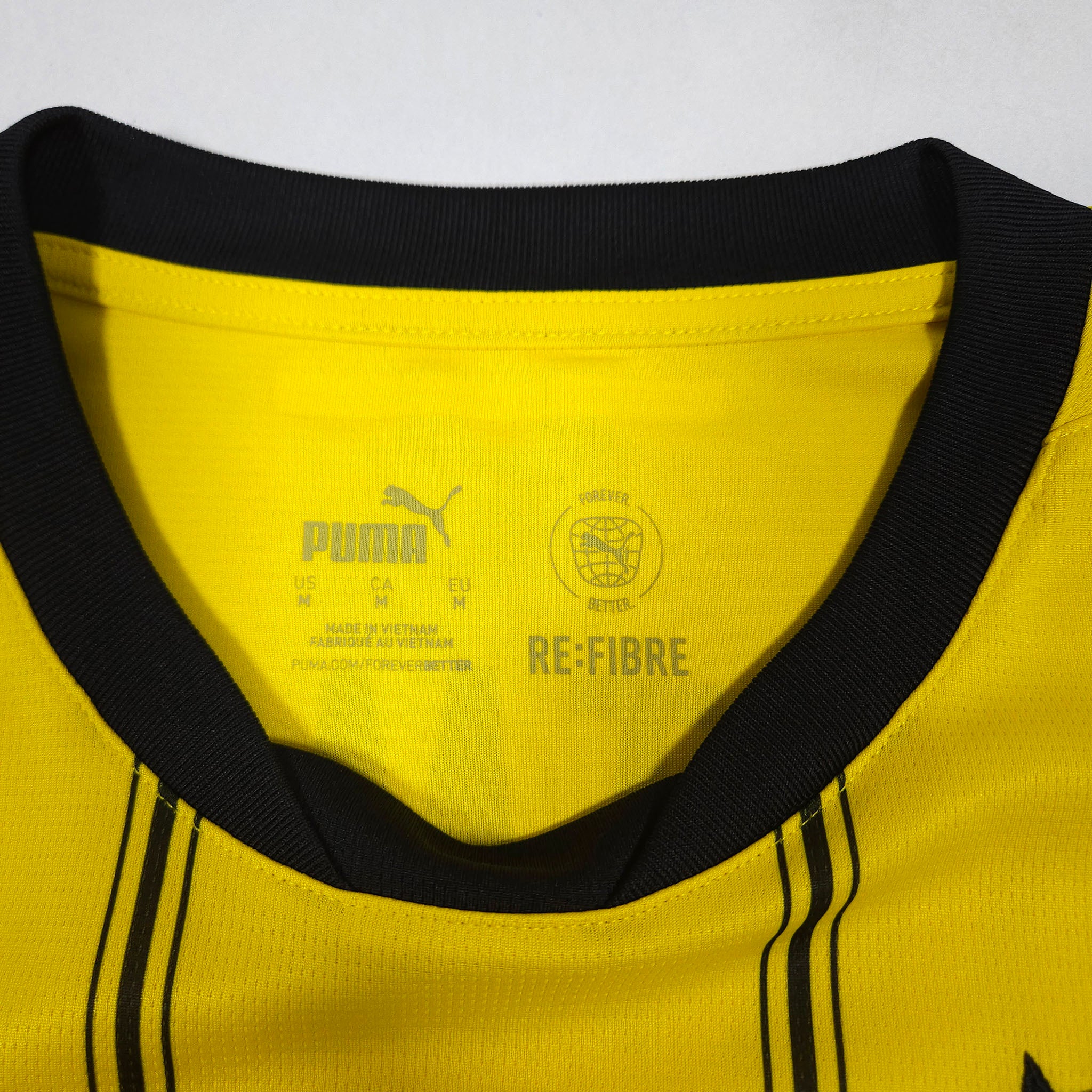 2024-25 Borussia Dortmund Home Shirt detailed view 8