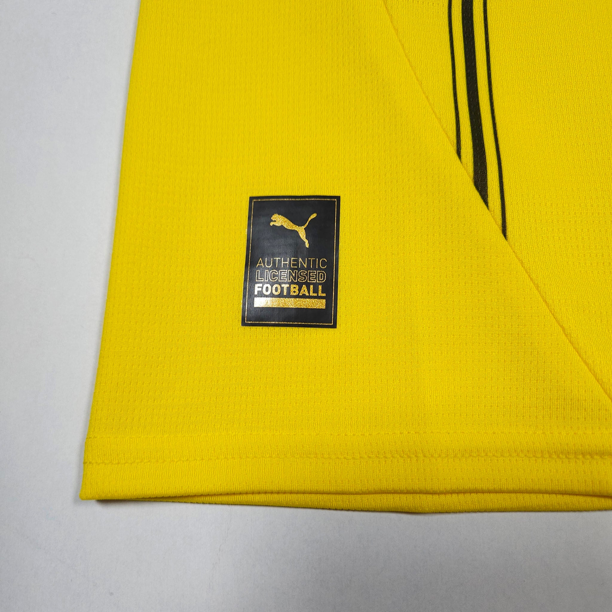 2024-25 Borussia Dortmund Home Shirt detailed view 4