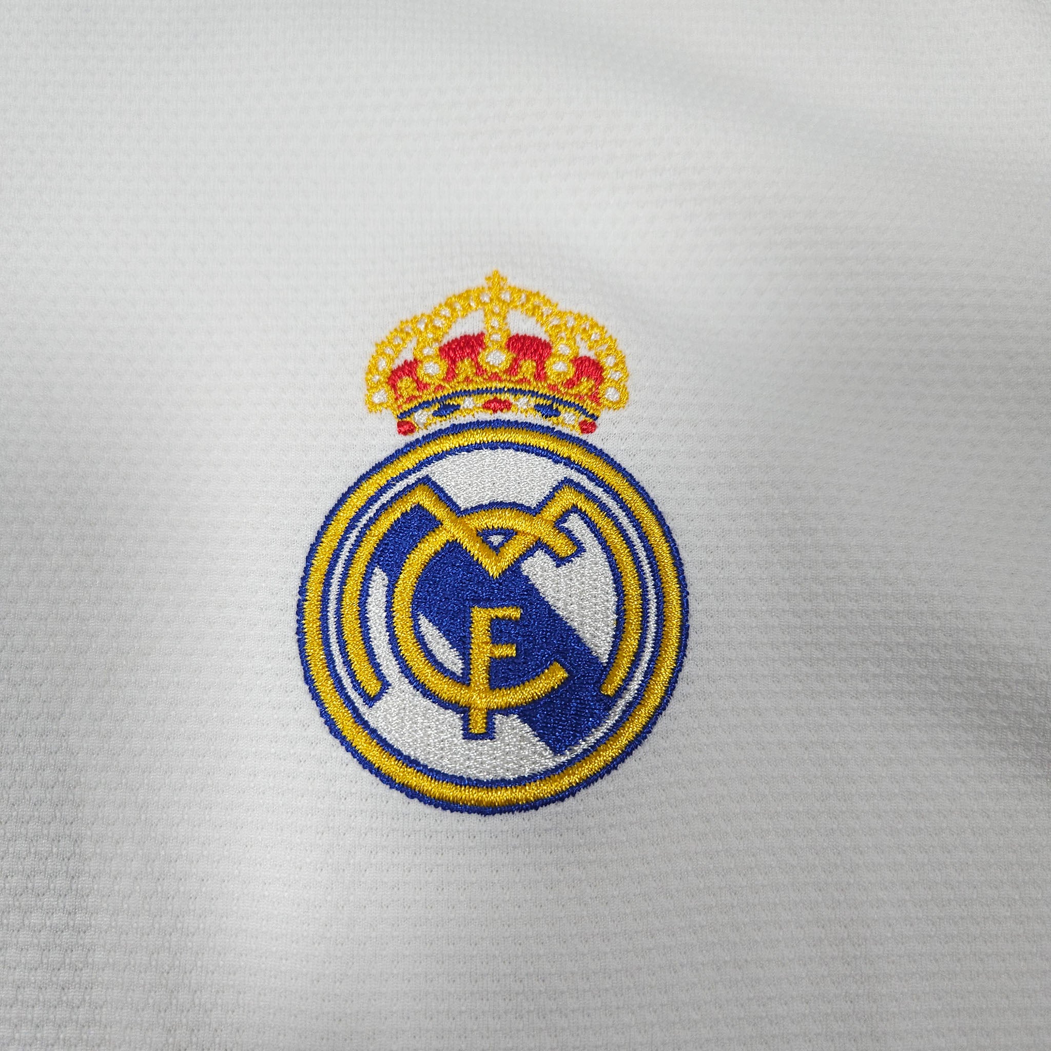 2018-19 Real Madrid Home Shirt Kroos #8 detailed view 2