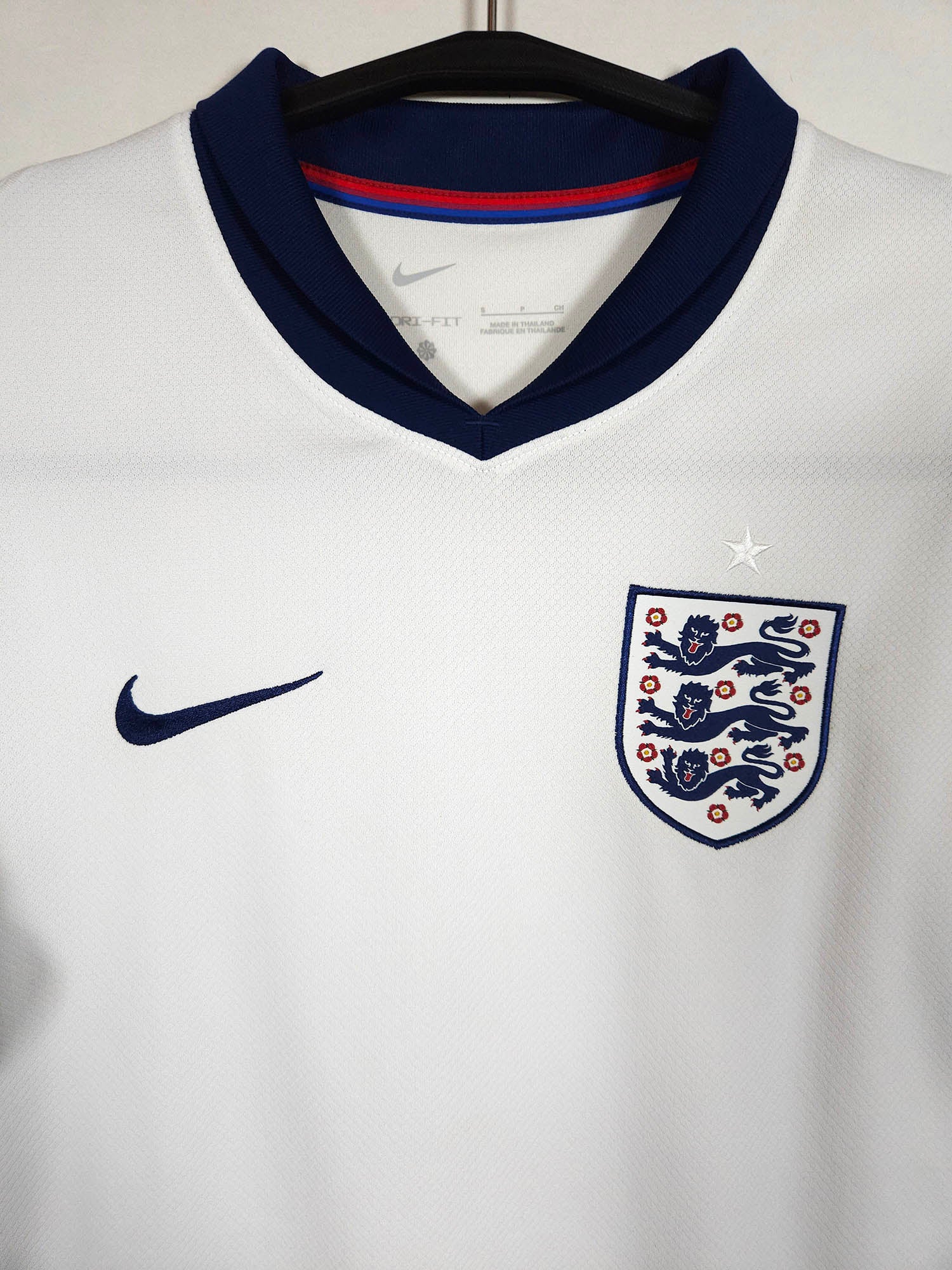 2024-26 England Home Shirt detailed view 1