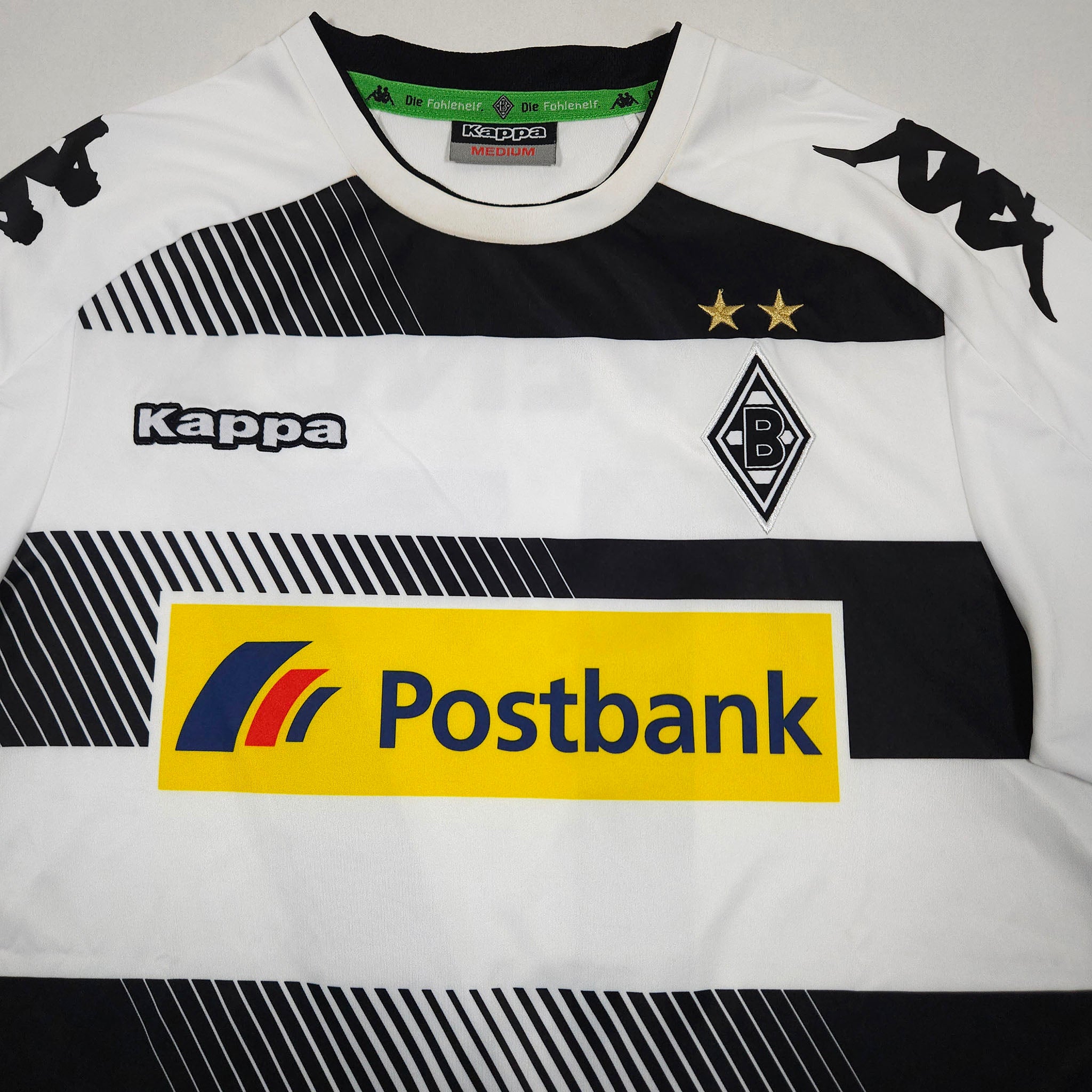 2016-17 Borussia Mönchengladbach Home Shirt Wendt #17 detailed view 1