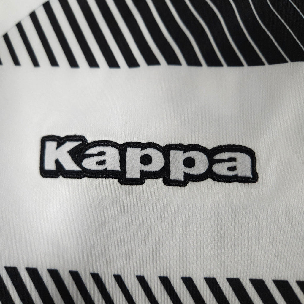 2016-17 Borussia Mönchengladbach Home Shirt Wendt #17 - detailed view
