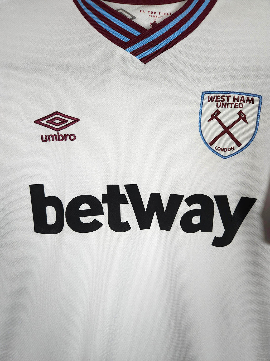 2019-20 West Ham United Away Shirt - detailed view