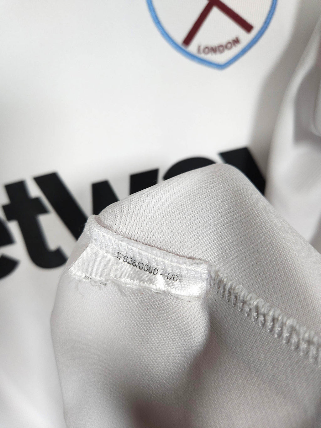 2019-20 West Ham United Away Shirt - detailed view