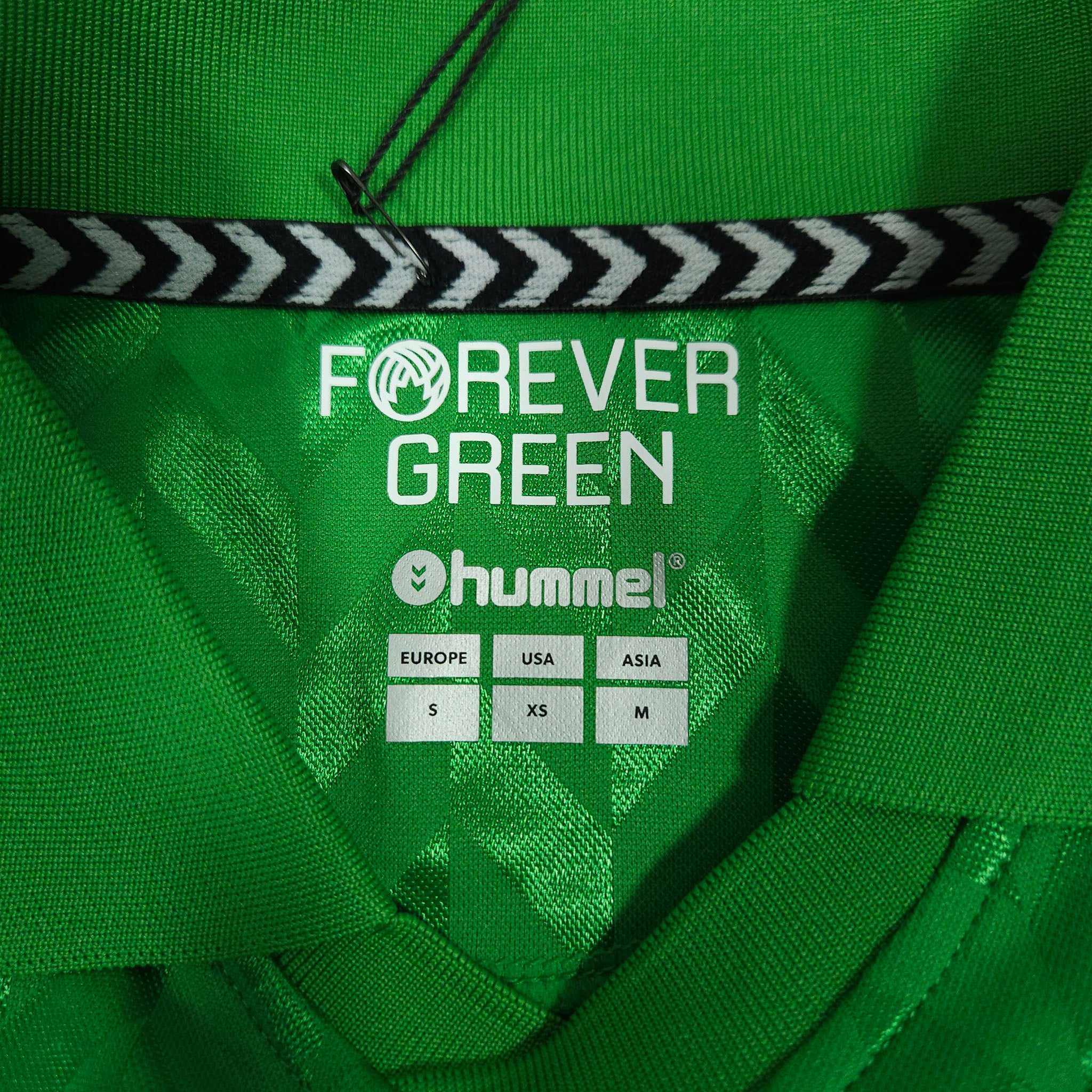 Real Betis Away Shirt 2023-24 detailed view 9
