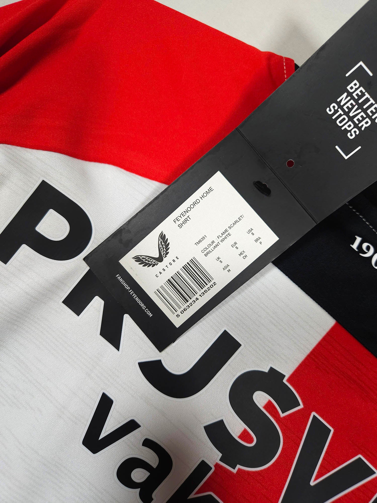 2024-25 Feyenoord Thuisshirt Timber #8