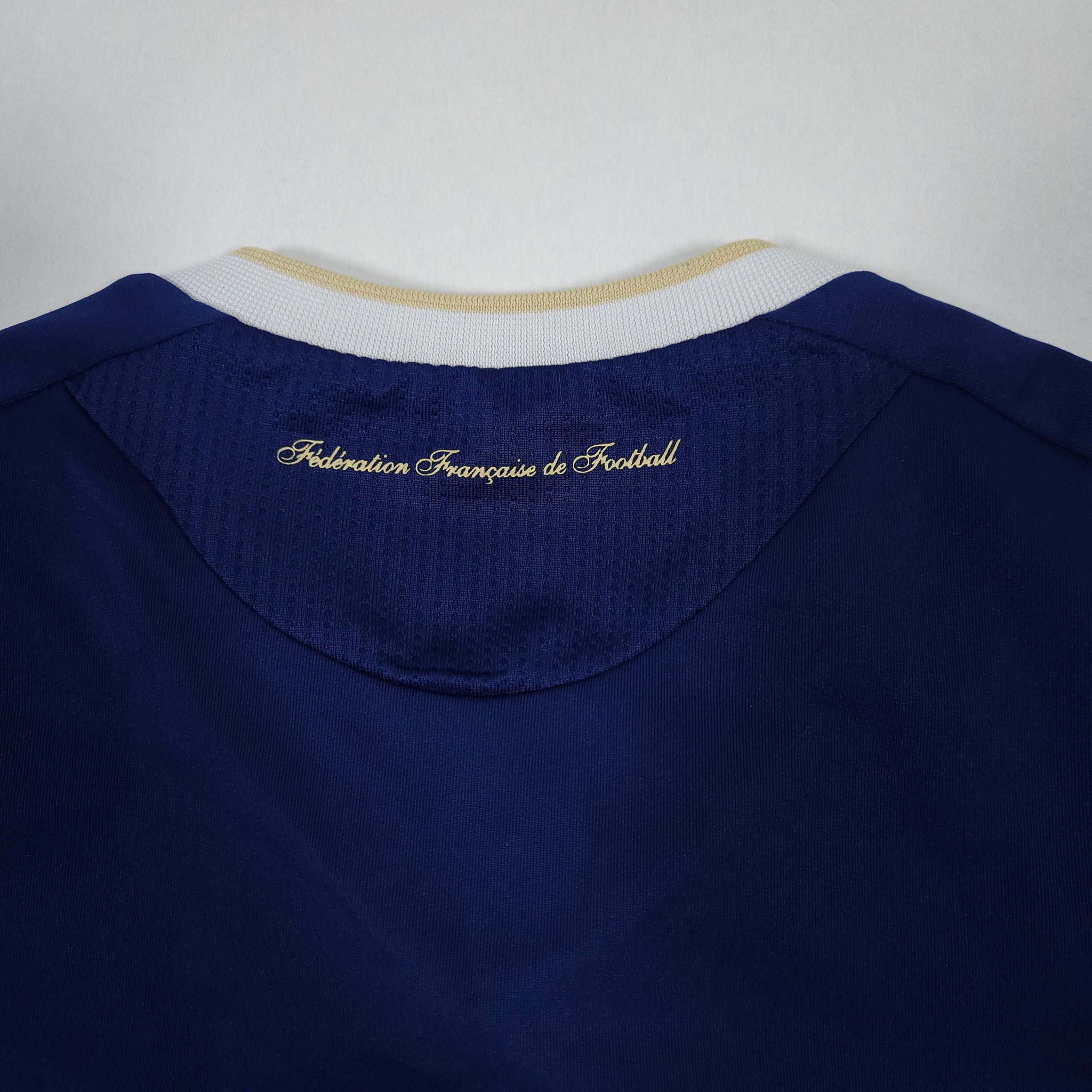 2009-10 France Home Shirt detailed view 6