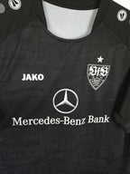 2022-23 Stuttgart derde shirt