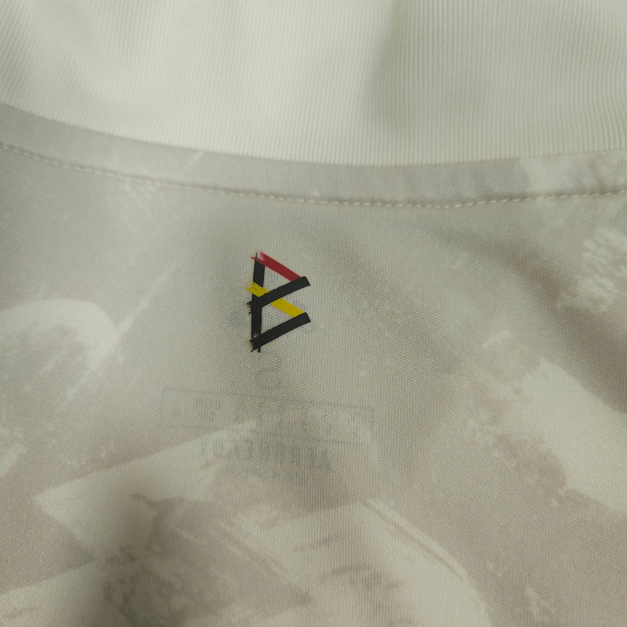 2021-22 Belgium Away Shirt detailed view 5