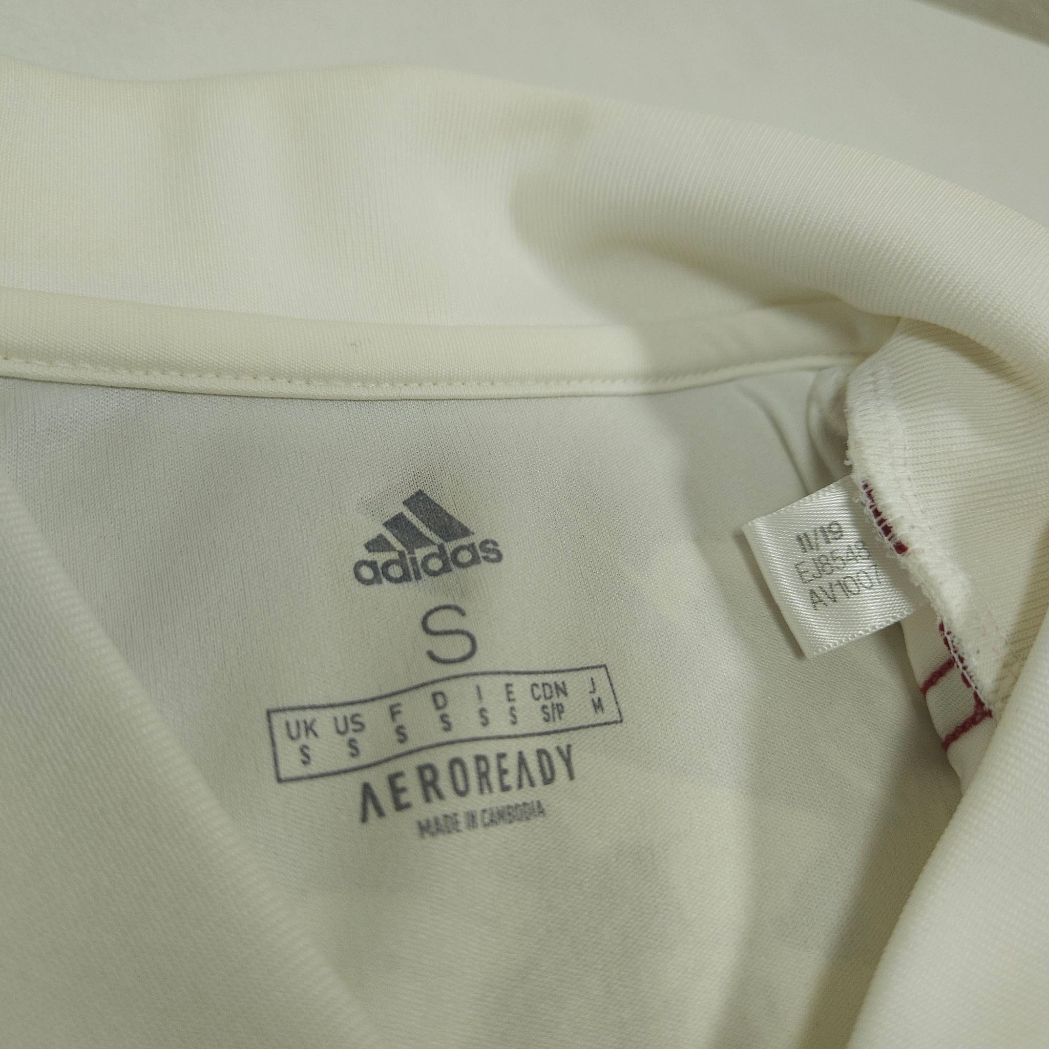 2021-22 Belgium Away Shirt detailed view 6