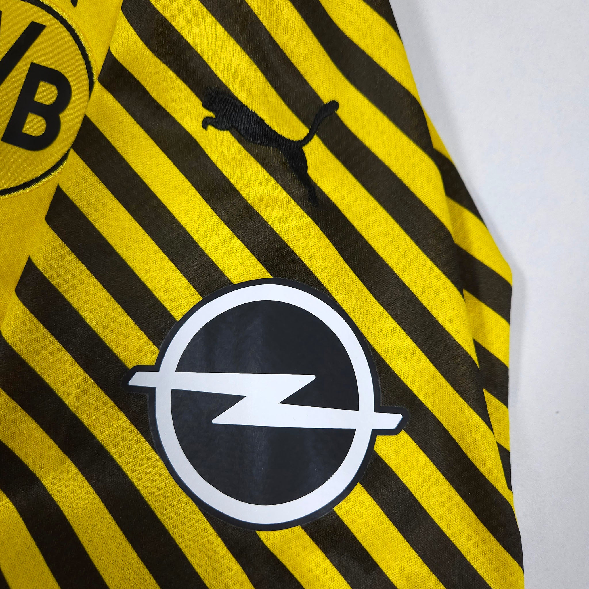 Borussia Dortmund Home Shirt 2021-22 detailed view 6