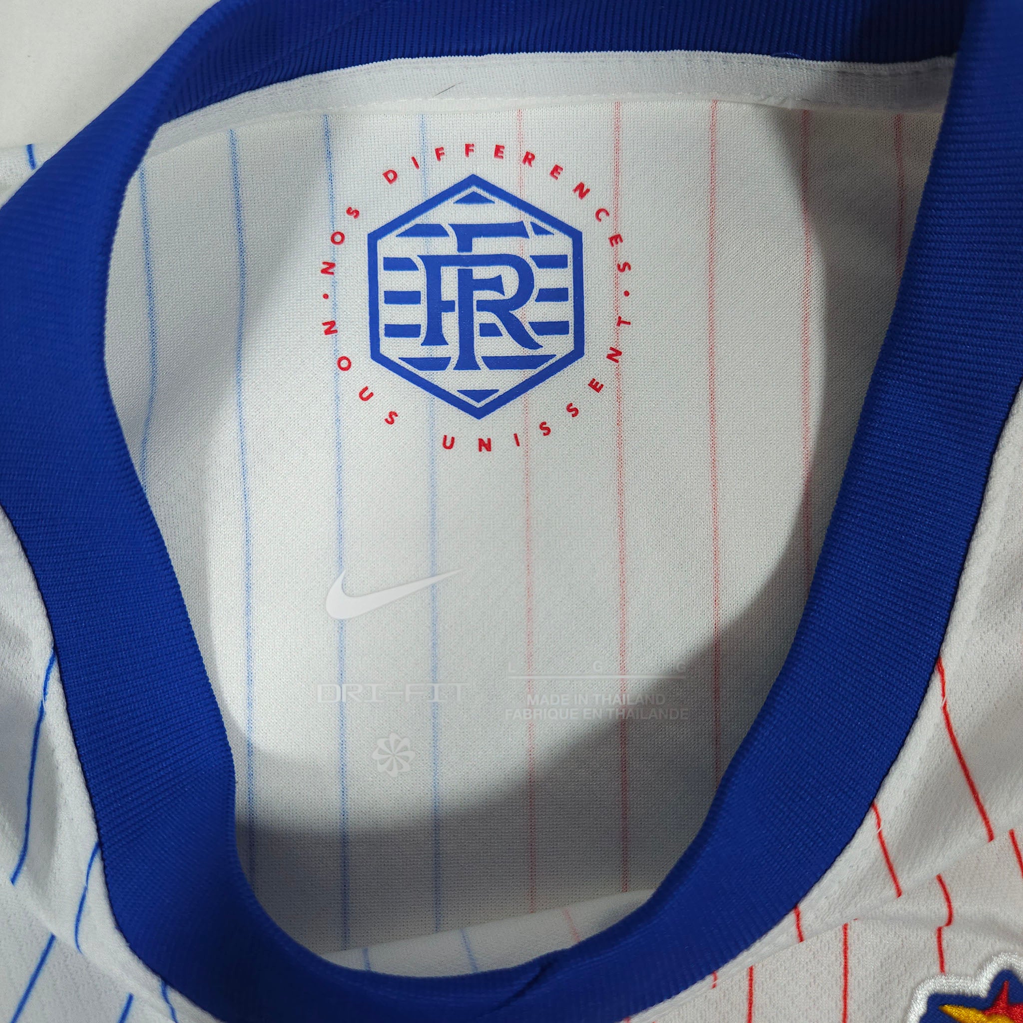 2024-25 France Away Shirt detailed view 4