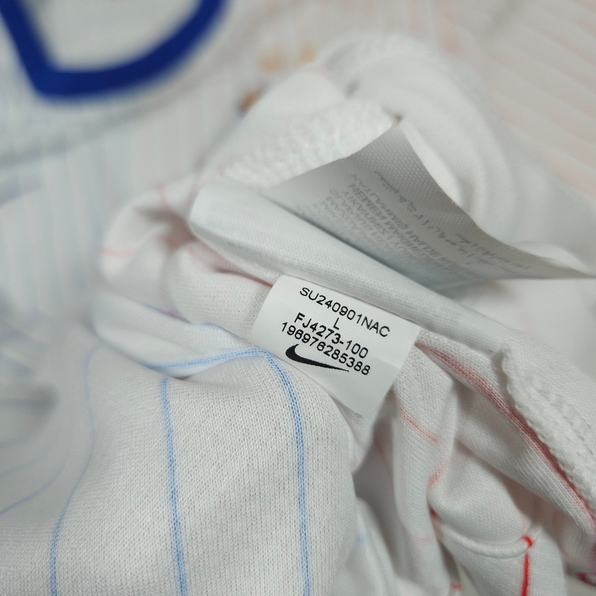 2024-25 France Away Shirt detailed view 7