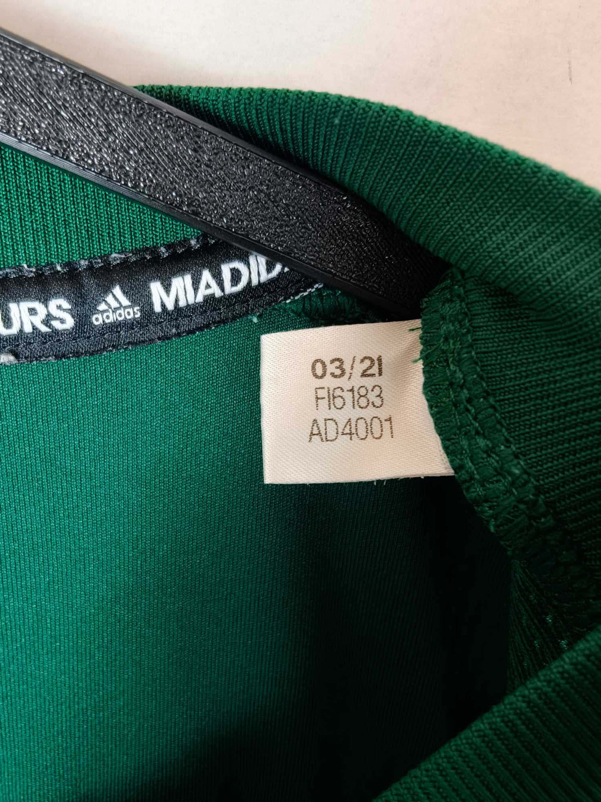 2021-22 Feyenoord Third Shirt Linssen #11 - detailed view