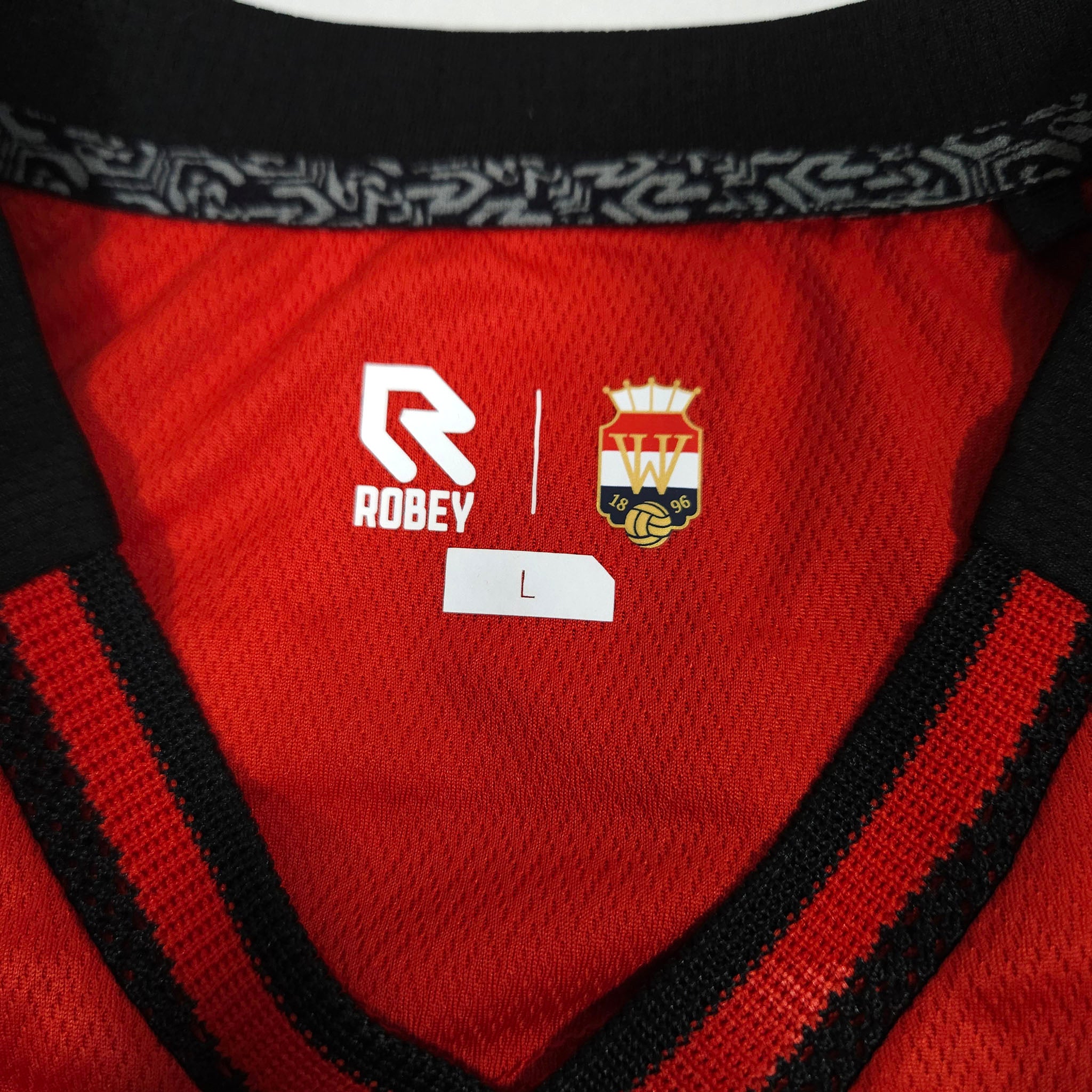 2023-24 Willem II Away Shirt Oosting #29 detailed view 13