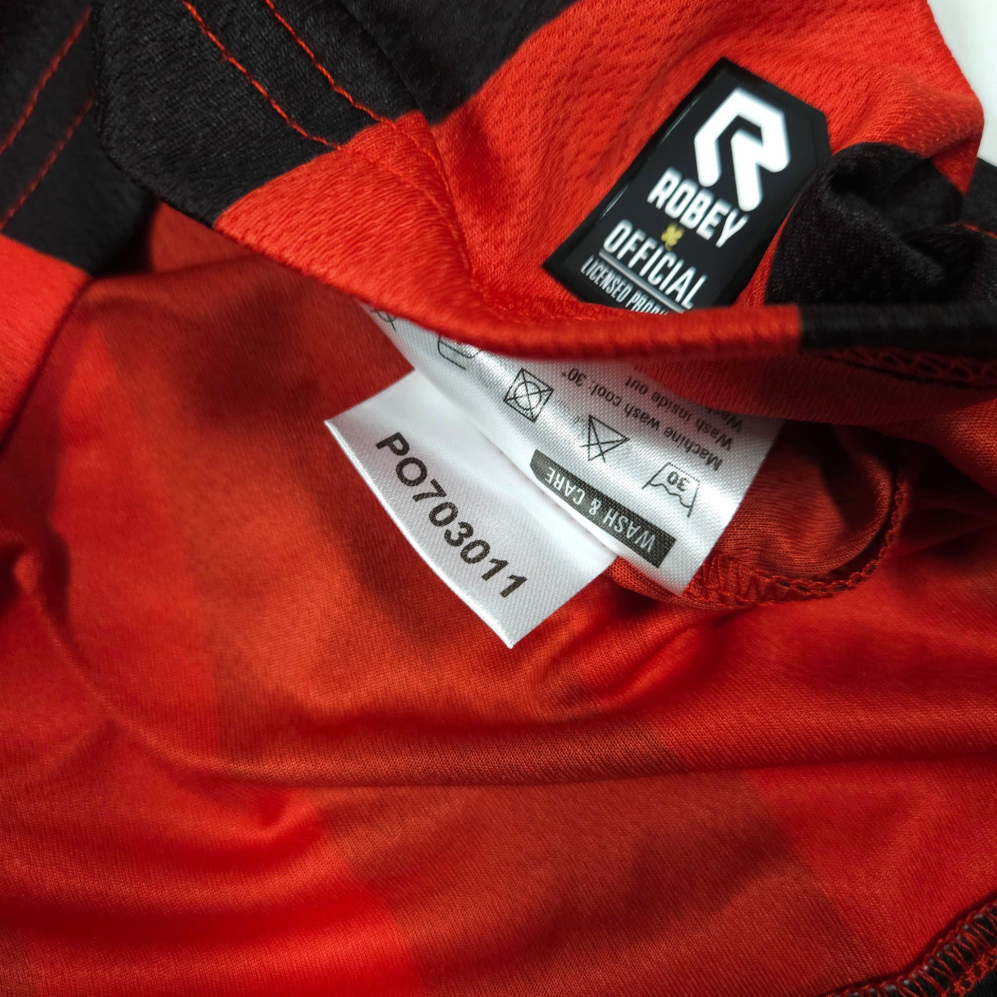 2023-24 Willem II Away Shirt Oosting #29 detailed view 15