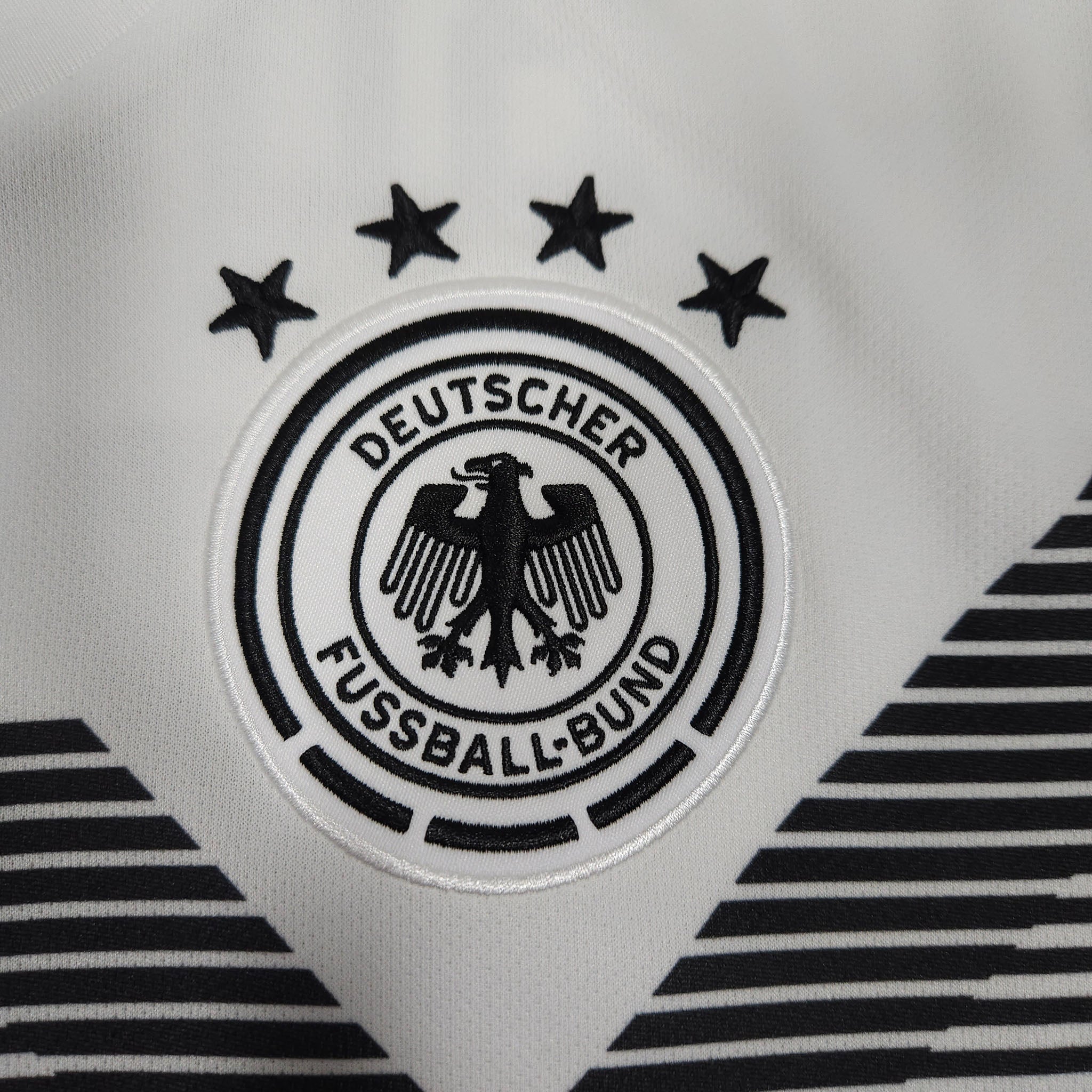 2018-19 Germany Home Shirt Boateng #17 detailed view 4