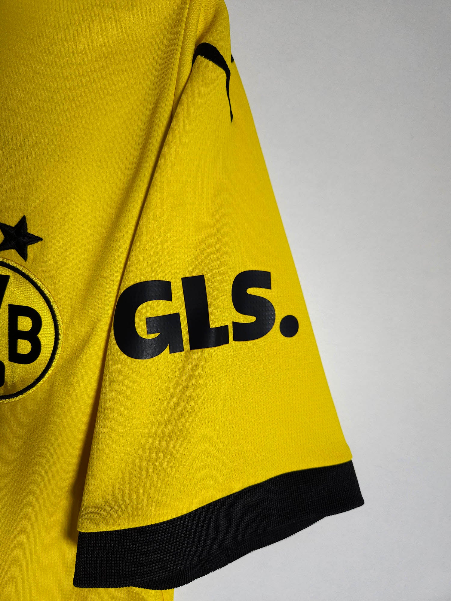 2023-24 Borussia Dortmund Home Shirt detailed view 5
