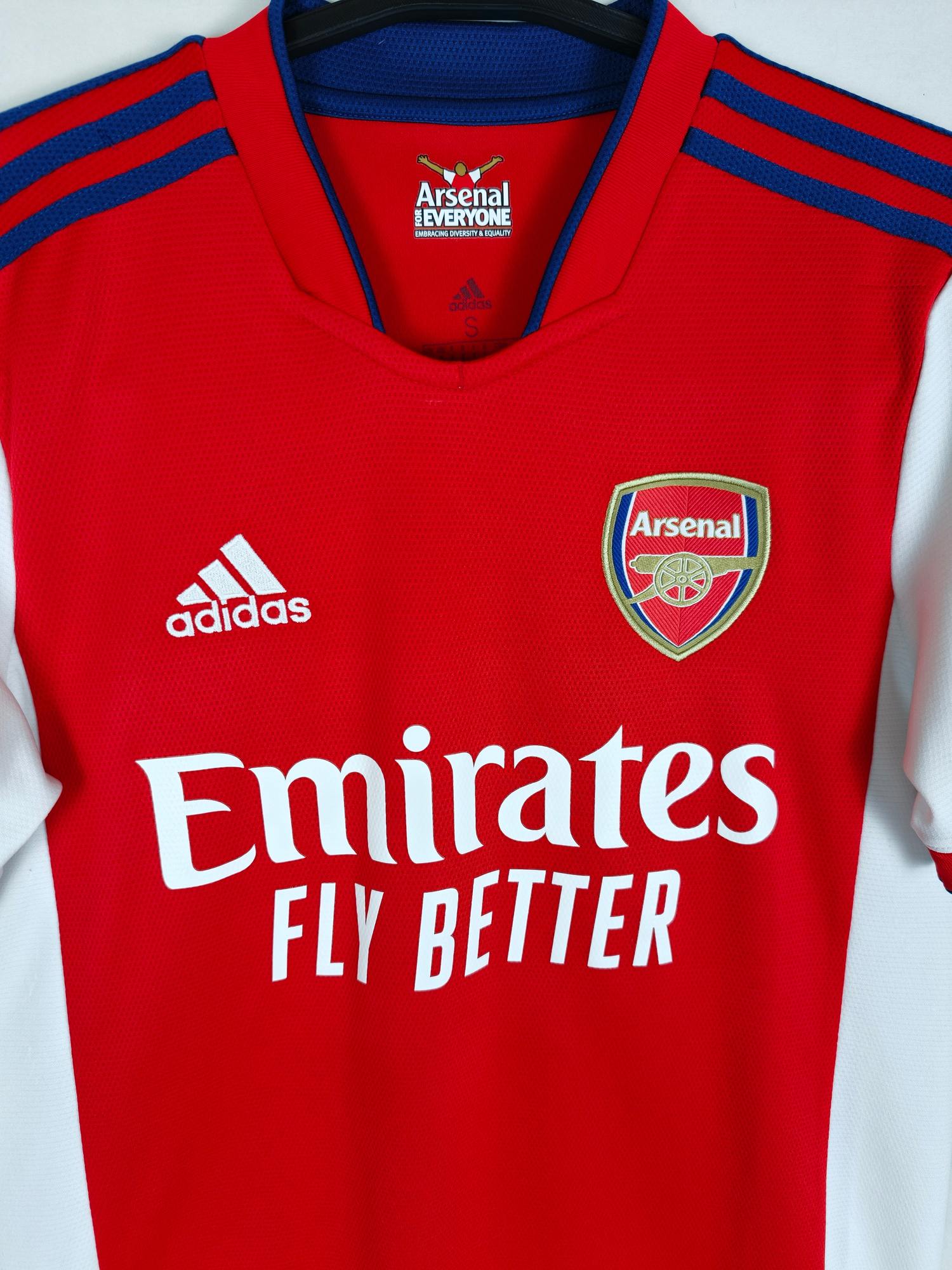 2021-22 Arsenal thuisshirt Martinelli #35