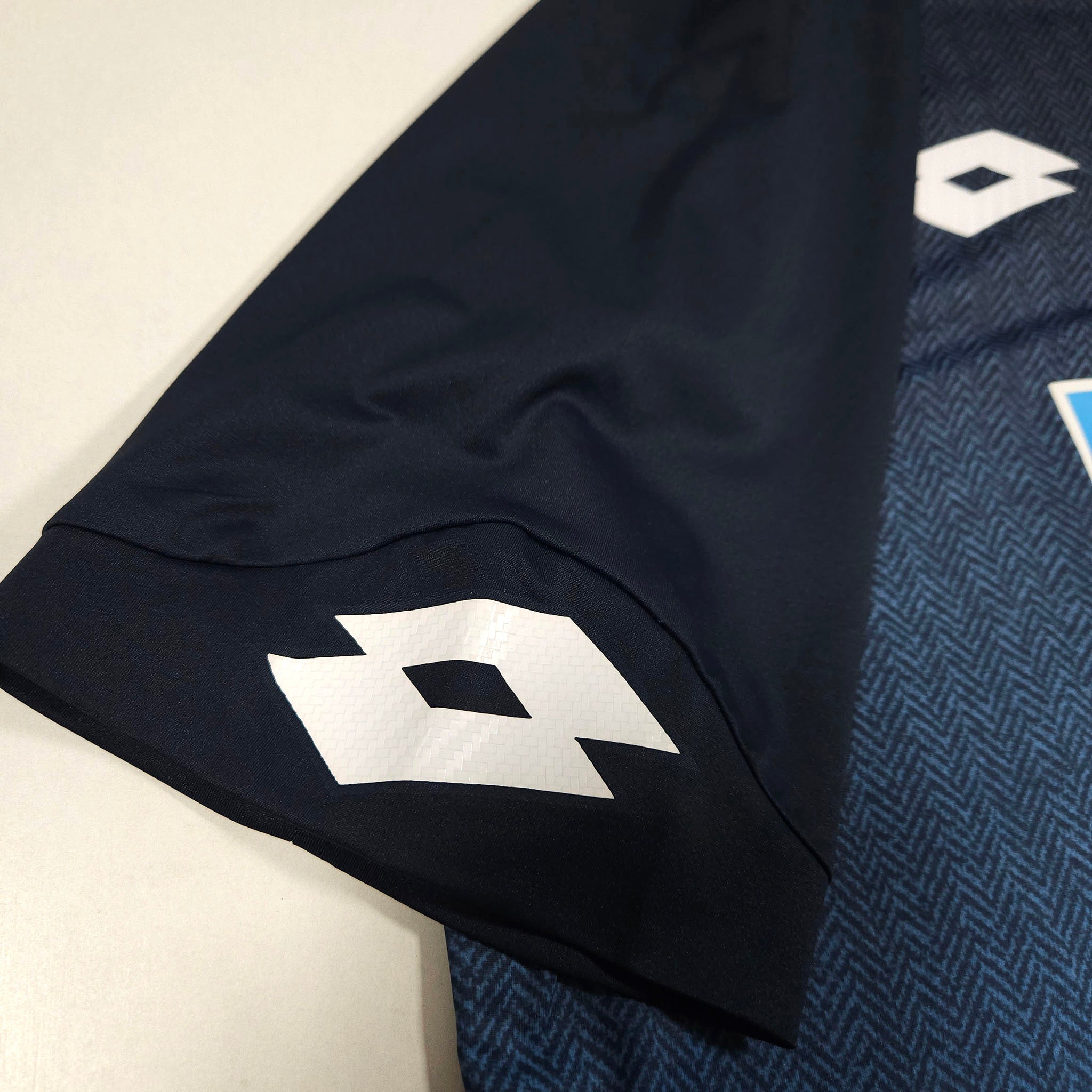 2017-18 Hoffenheim Home Shirt detailed view 4