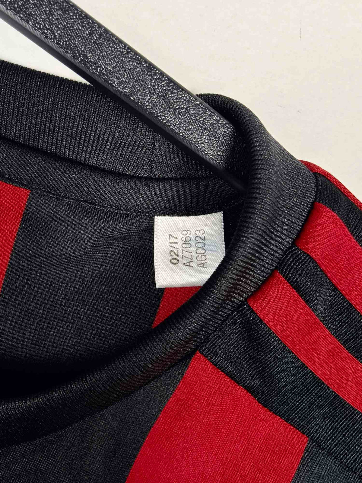 2017-18 AC Milan Home Shirt - detailed view