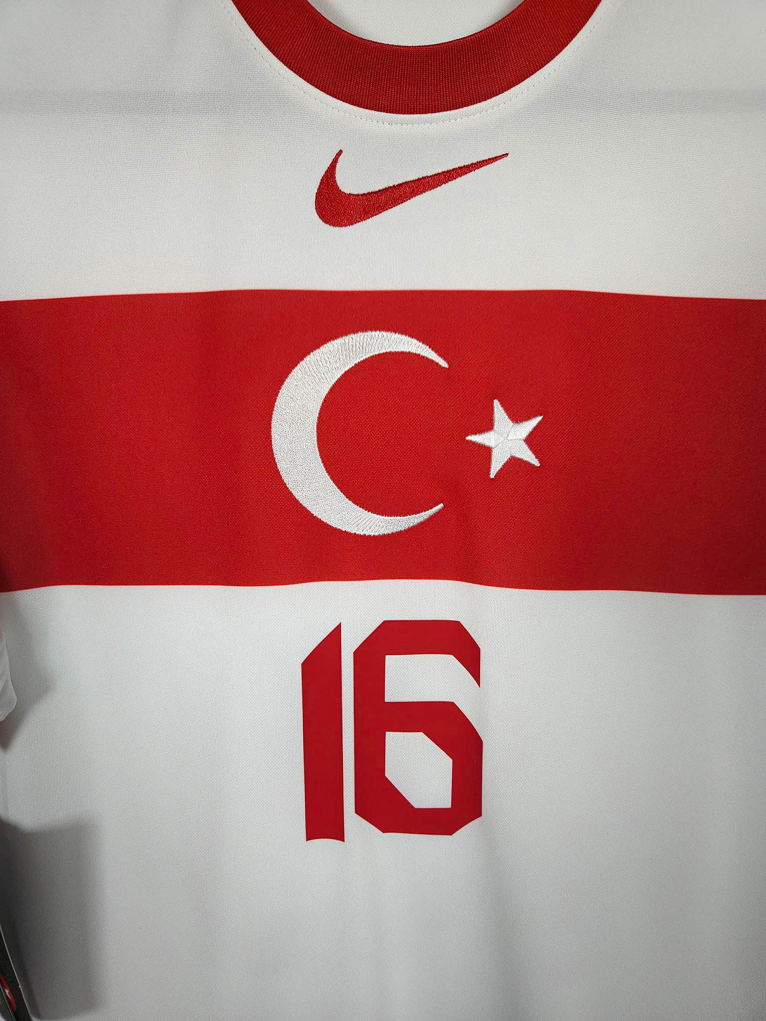 2020-21 Turkije Thuisshirt Enes #16