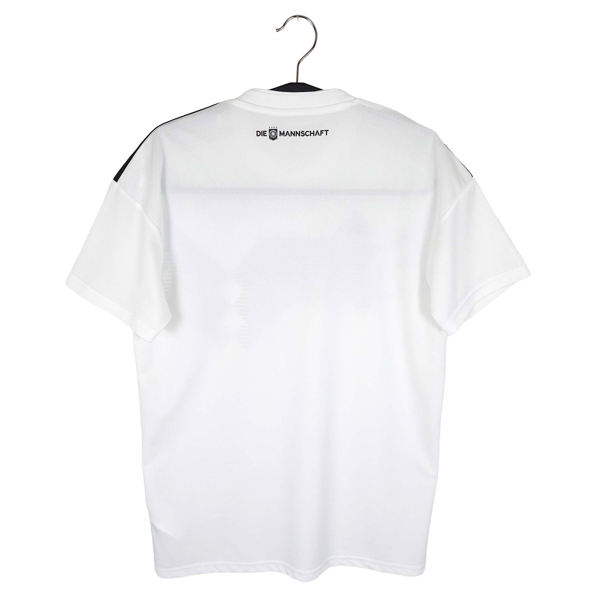 2018-19 Duitsland thuisshirt