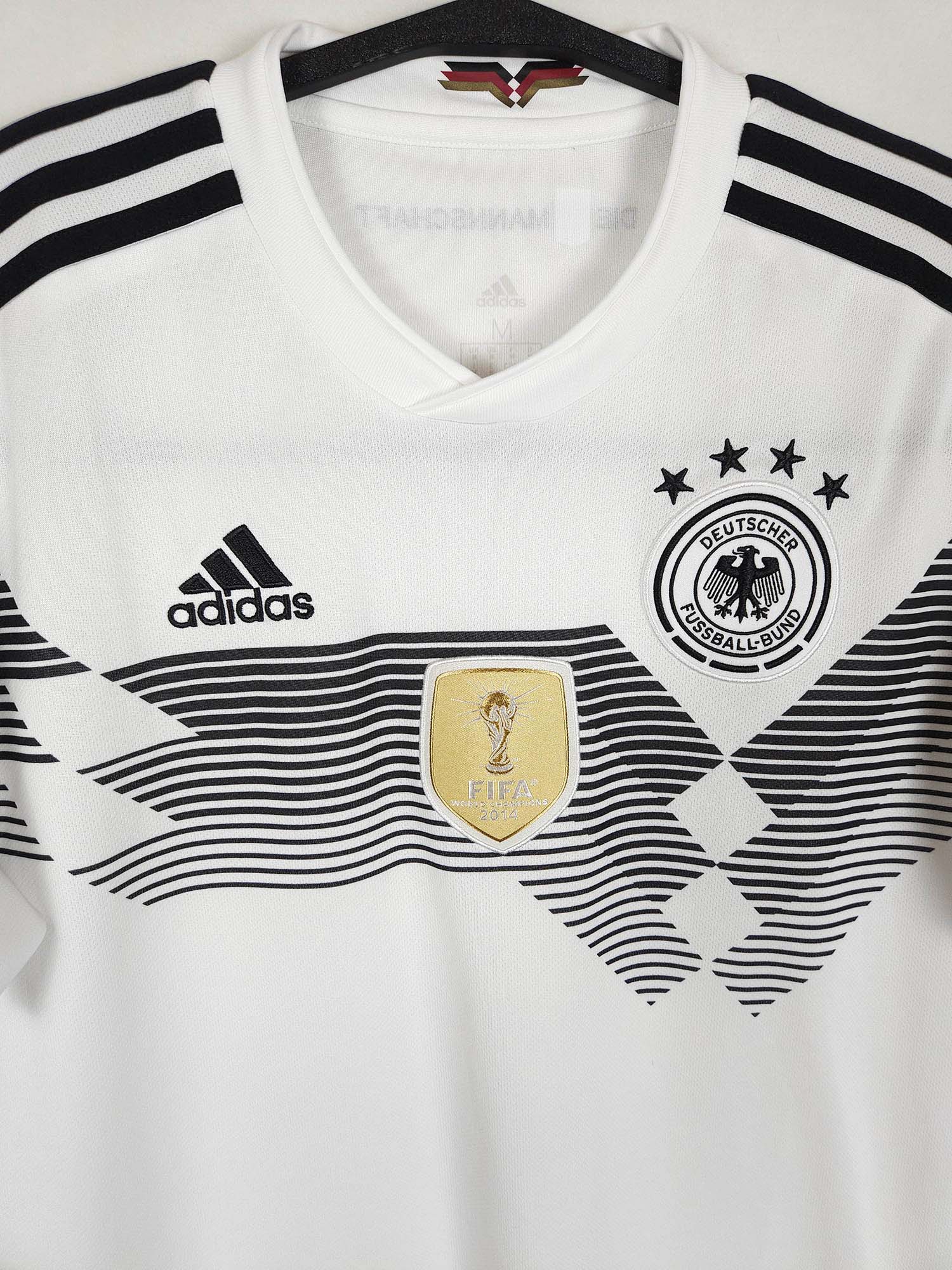 2018-19 Duitsland thuisshirt