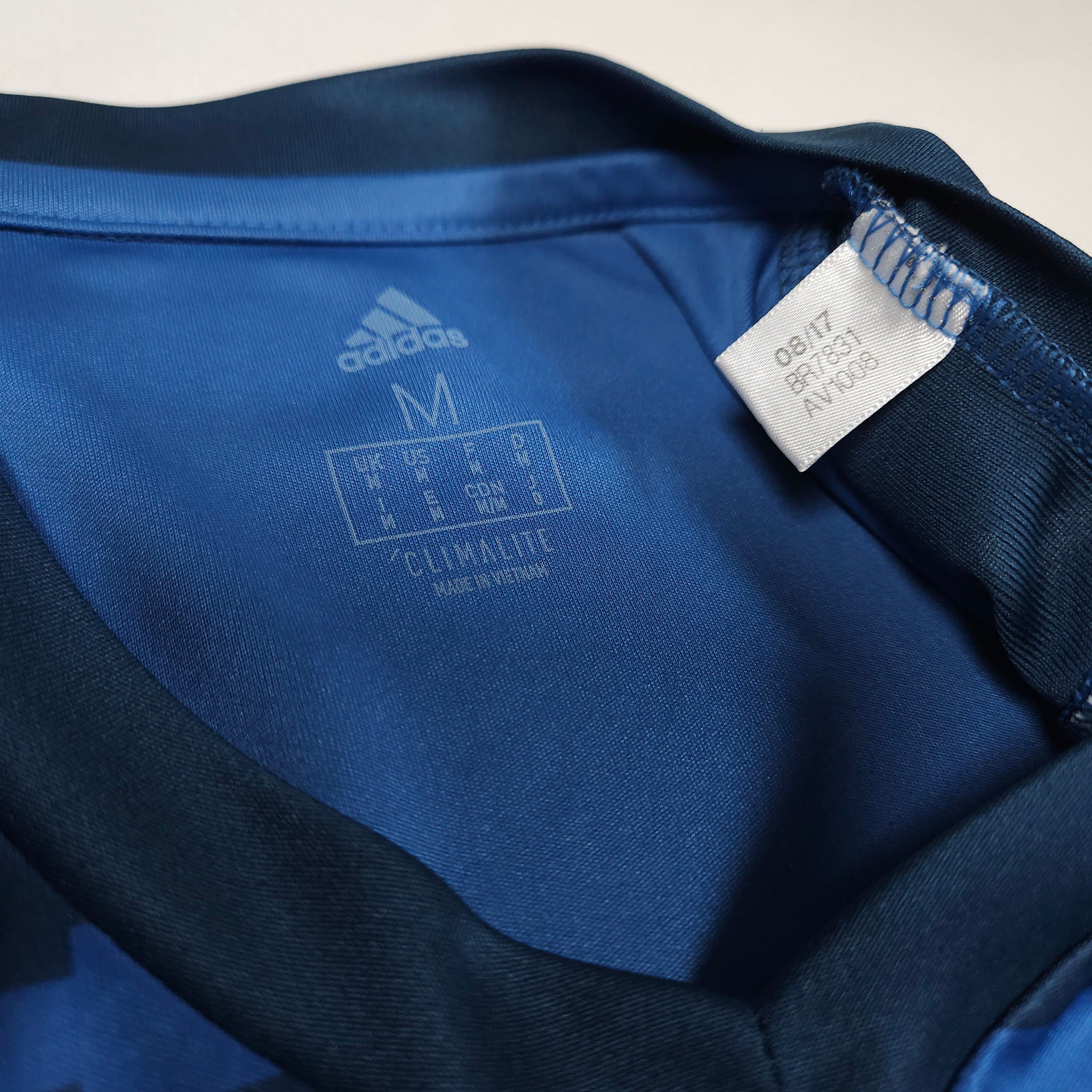 2018-19 Germany Longsleeve GK Shirt detailed view 7