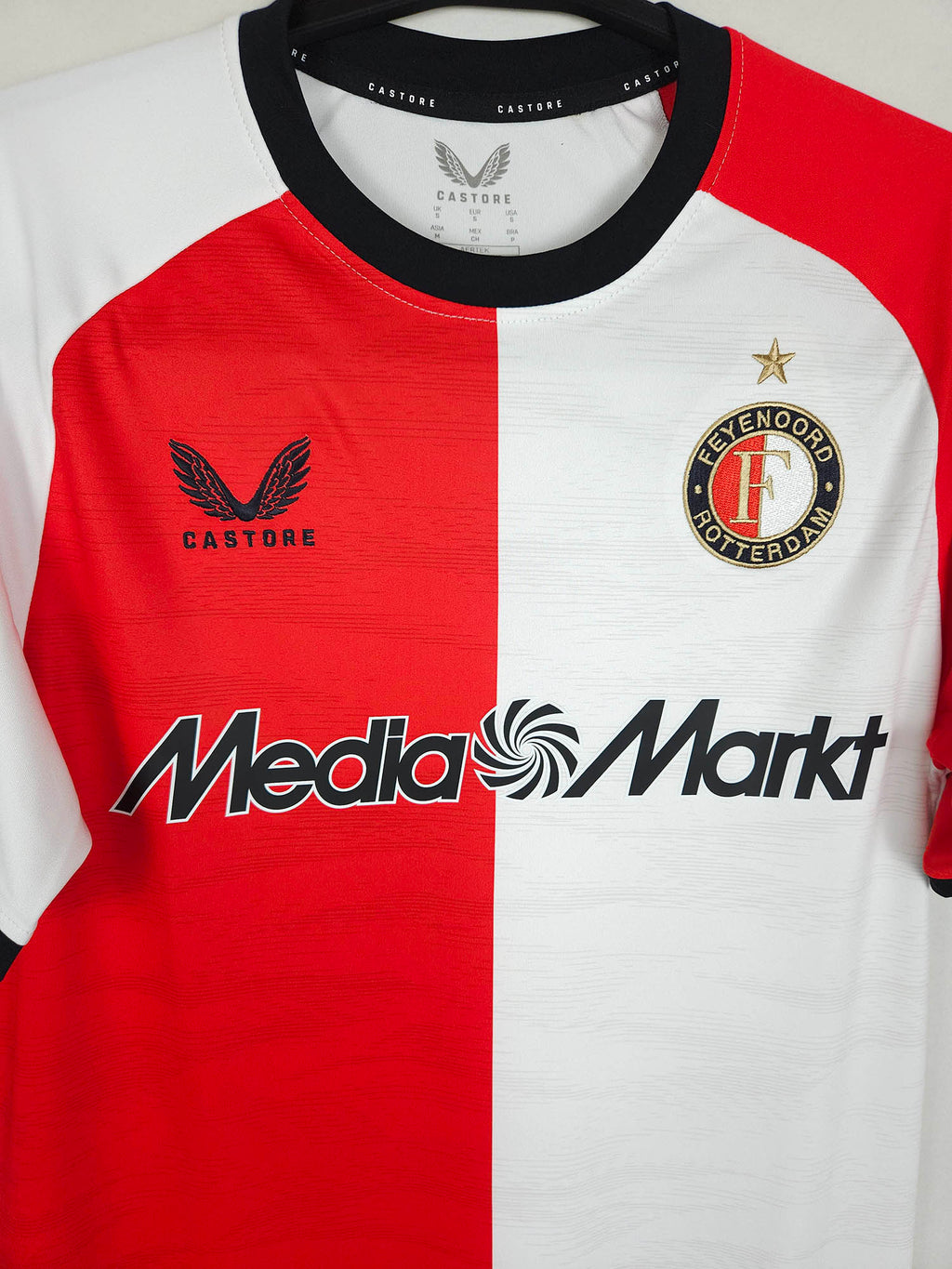 2024-25 Feyenoord thuisshirt Hancko #33