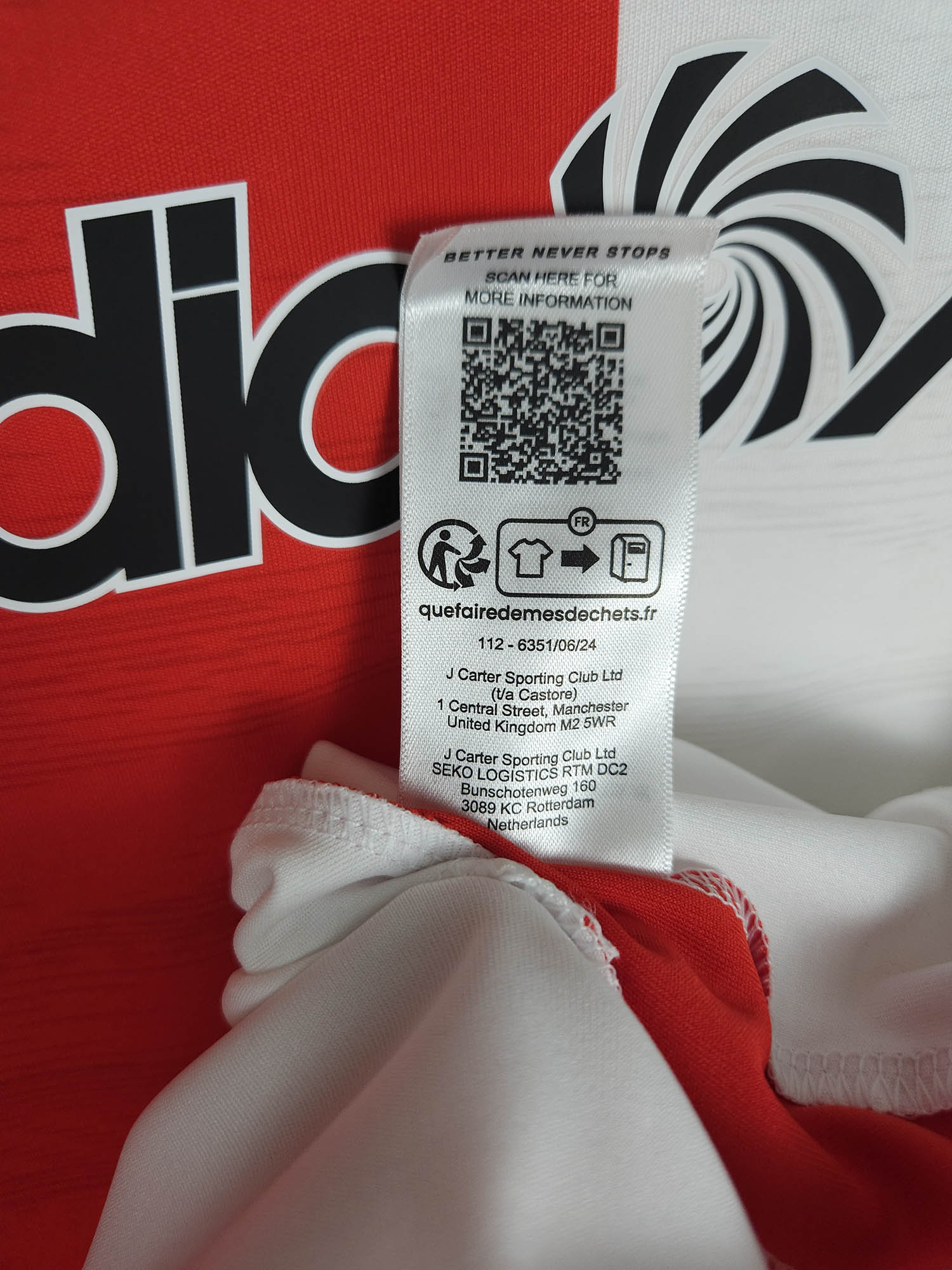 2024-25 Feyenoord Home Shirt Hancko #33