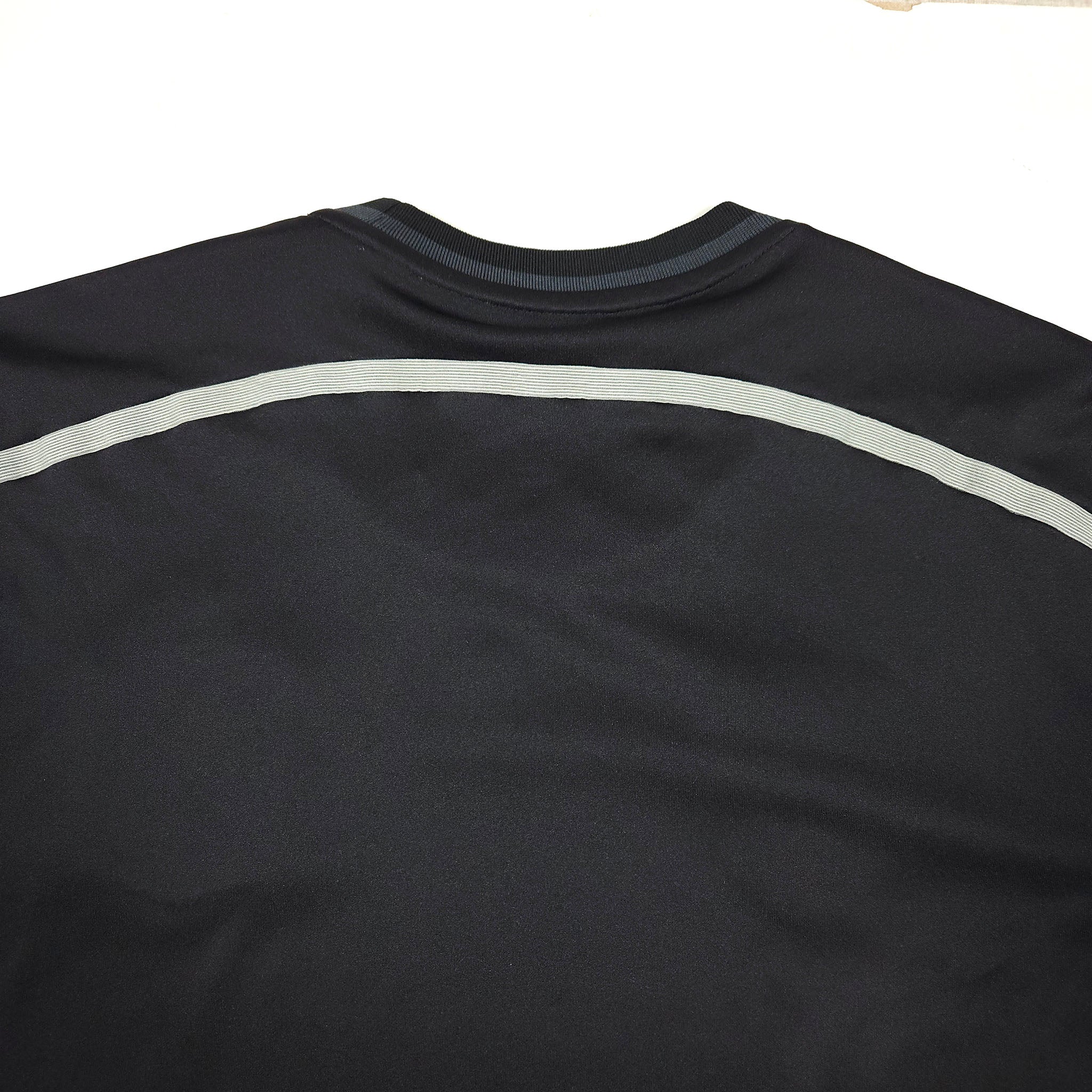 2014-15 Spain Away Shirt detailed view 6