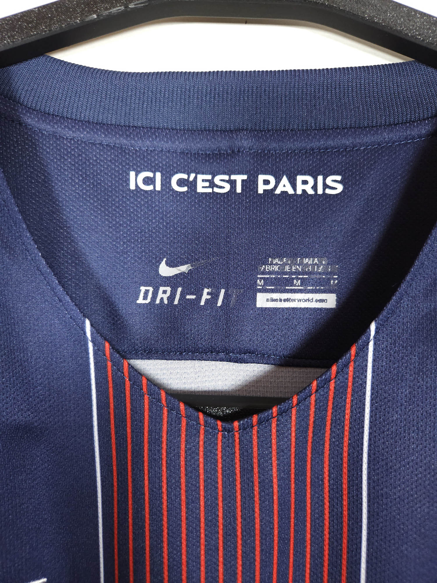 2016-17 Paris Saint-Germain Home Shirt Ibrahimovic #10 detailed view 5