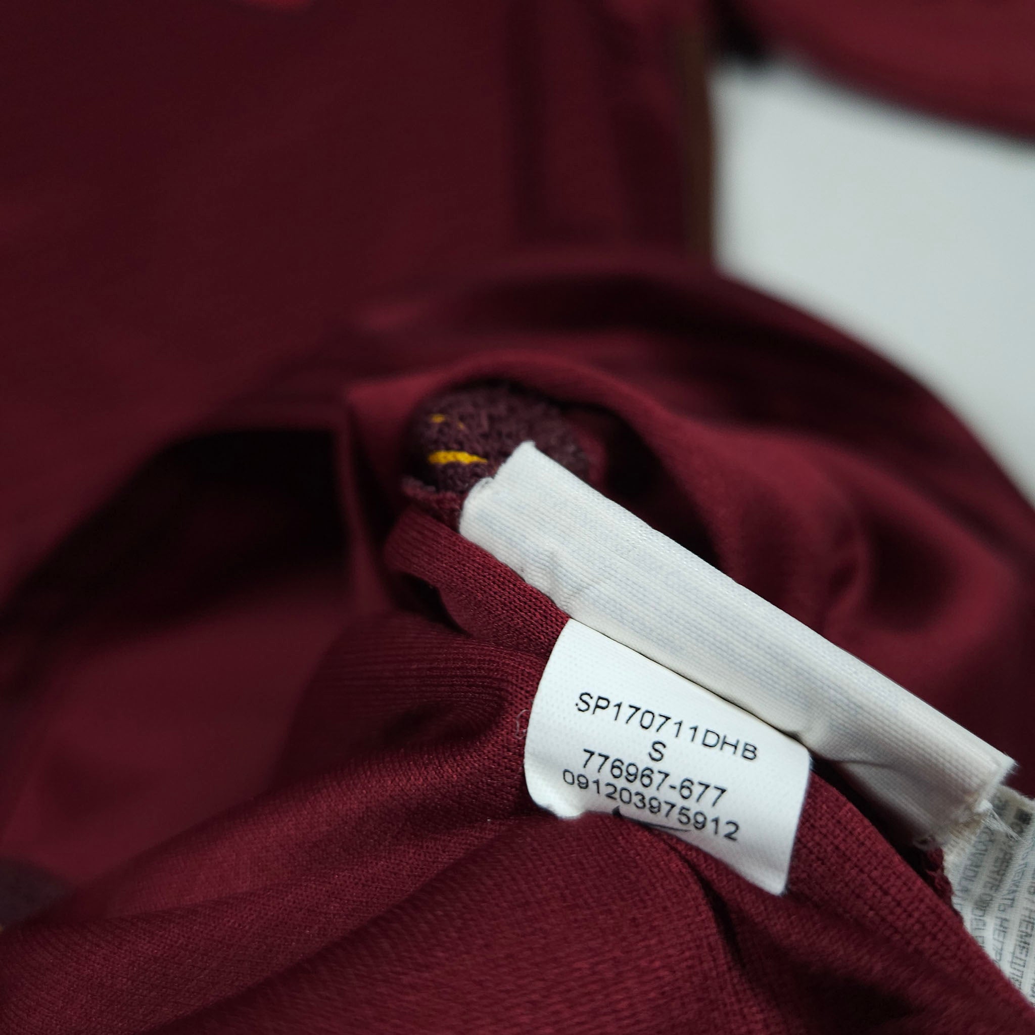 2016-17 AS Roma Home Shirt detailed view 8