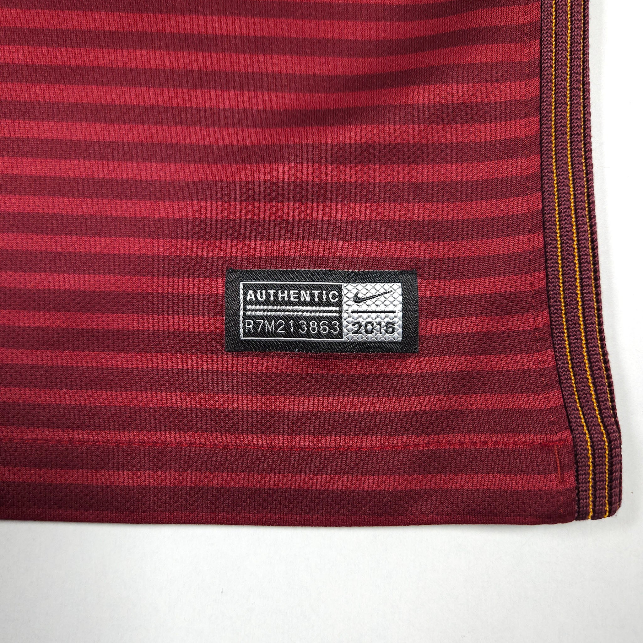 2016-17 AS Roma Home Shirt detailed view 4
