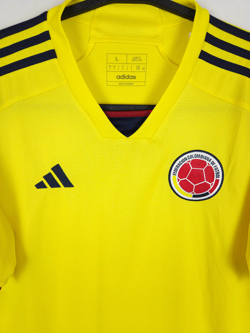 2022-23 Colombia thuisshirt