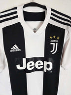 2018-19 Juventus Home Shirt Ronaldo #7