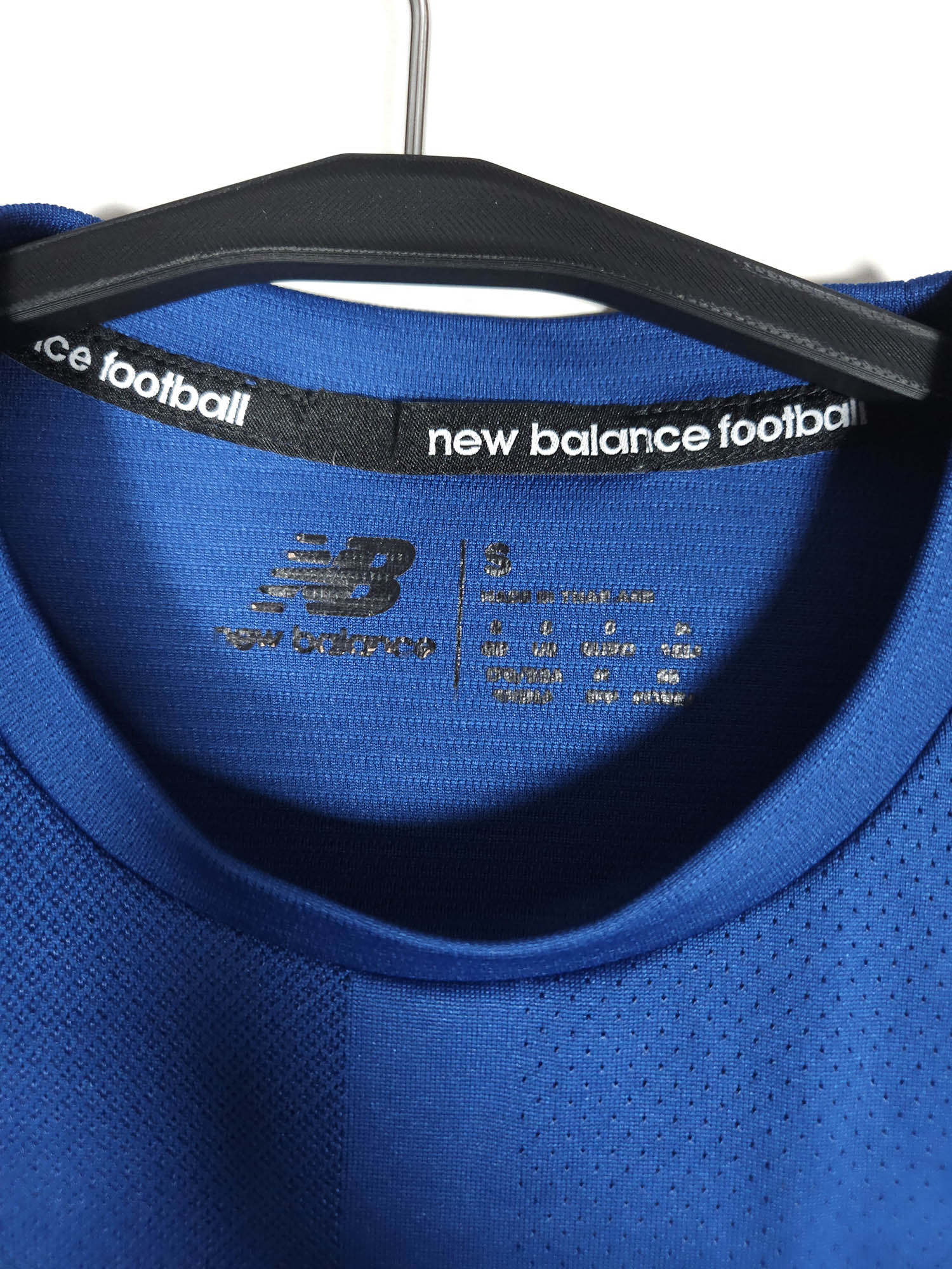 2023-24 Lille Training Shirt detailed view 4