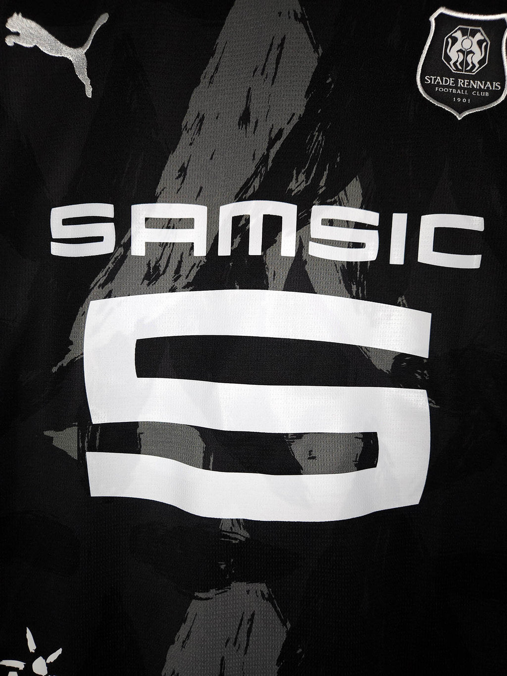 2024-25 Stade Rennais Third Shirt Matusiwa #6 - detailed view