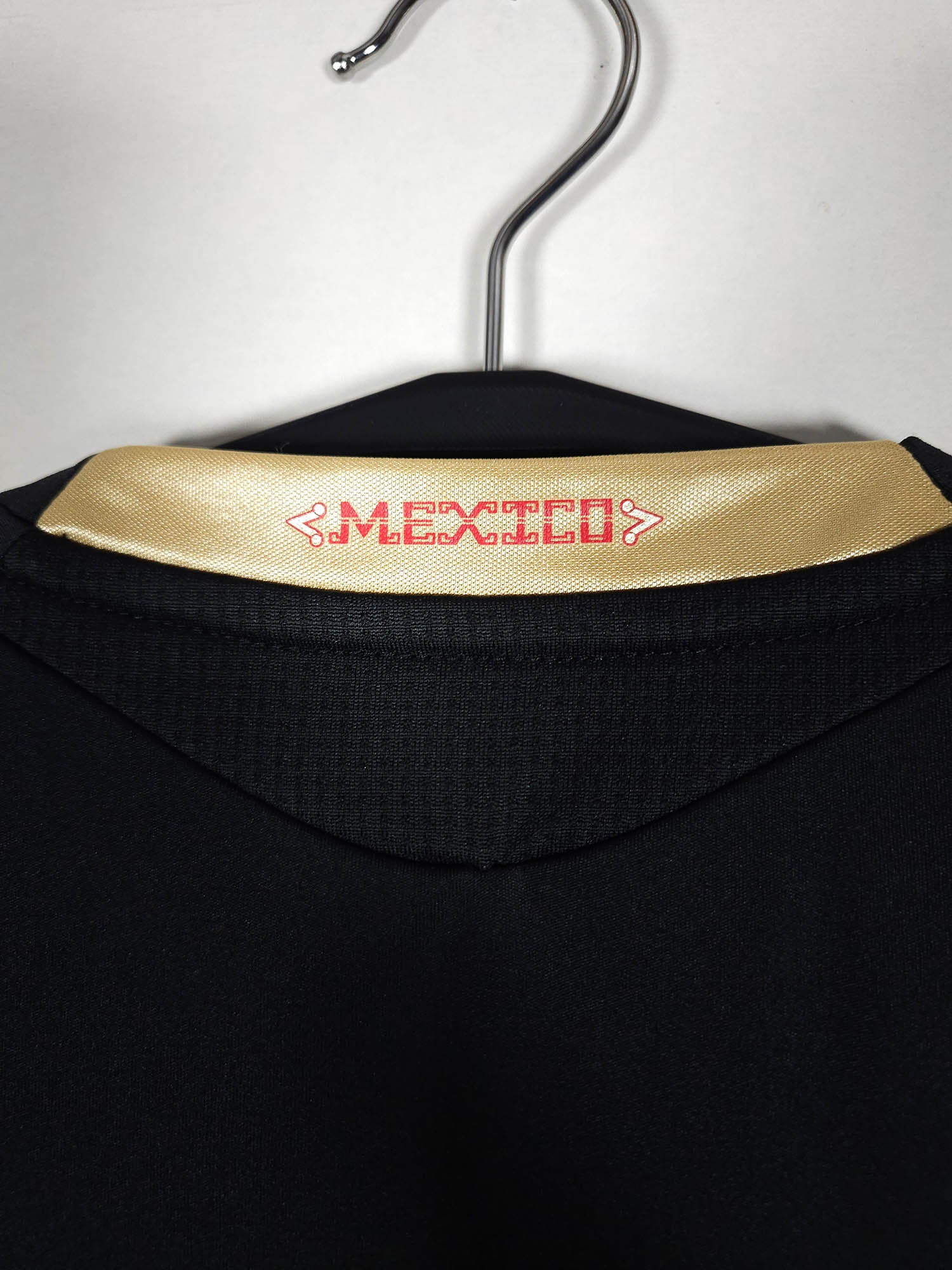2011 Mexico Away Shirt detailed view 4