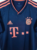 2019-20 Bayern Munich derde shirt - detailfoto
