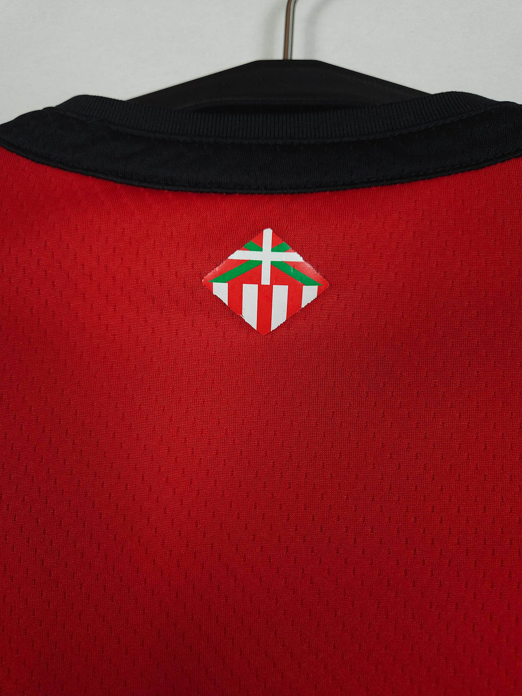 2022-23 Athletic Bilbao thuisshirt